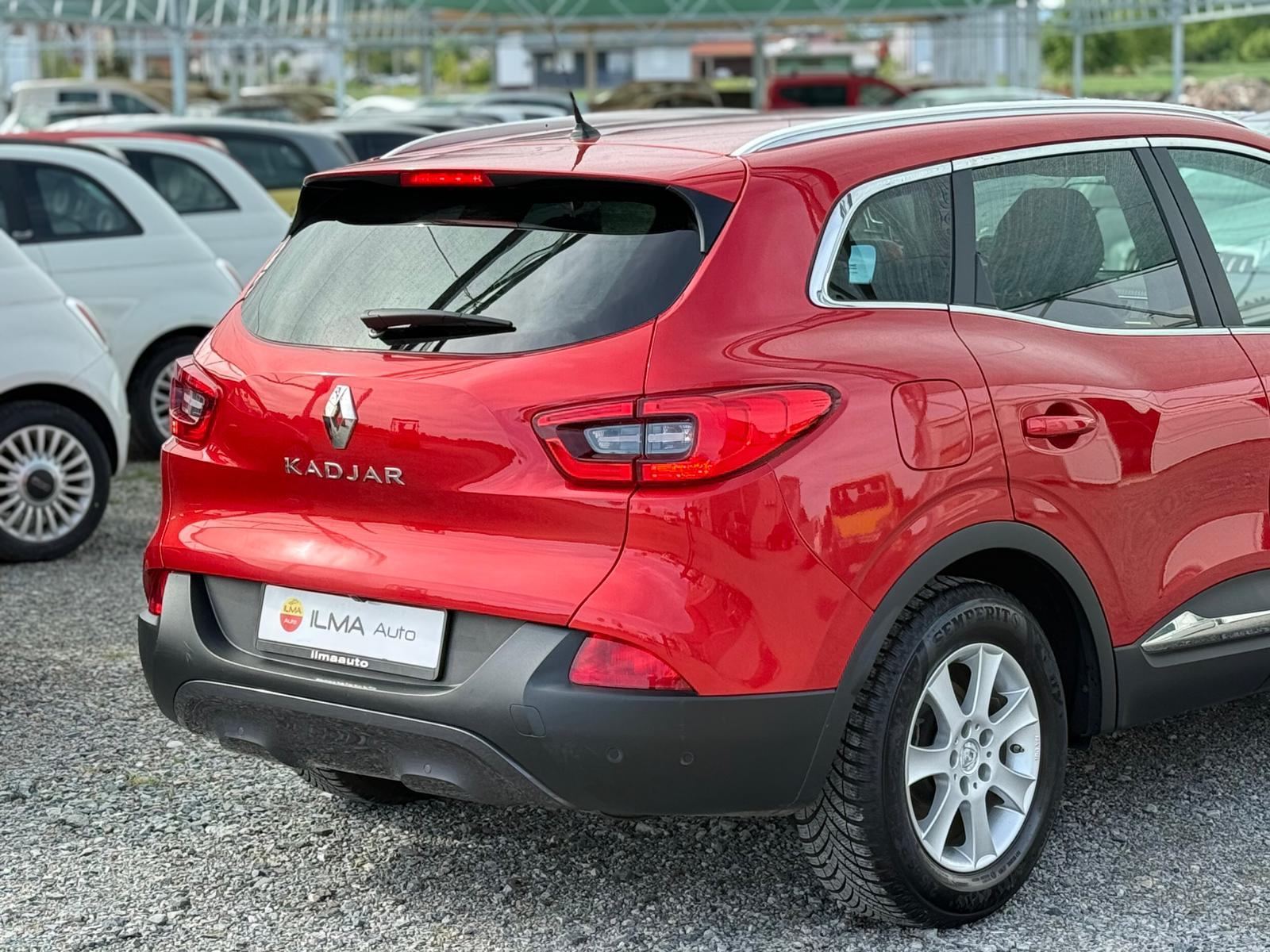 RENAULT KADJAR 1.2 TCe - oštećeno vozilo, fotografija 8