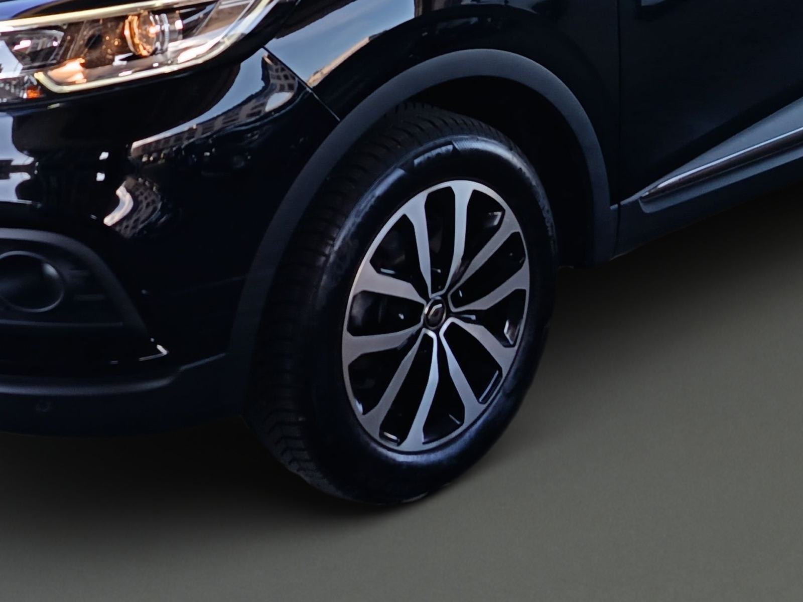 Renault Kadjar 1.3 TCE 140 - 3 godine jamstva, fotografija 11