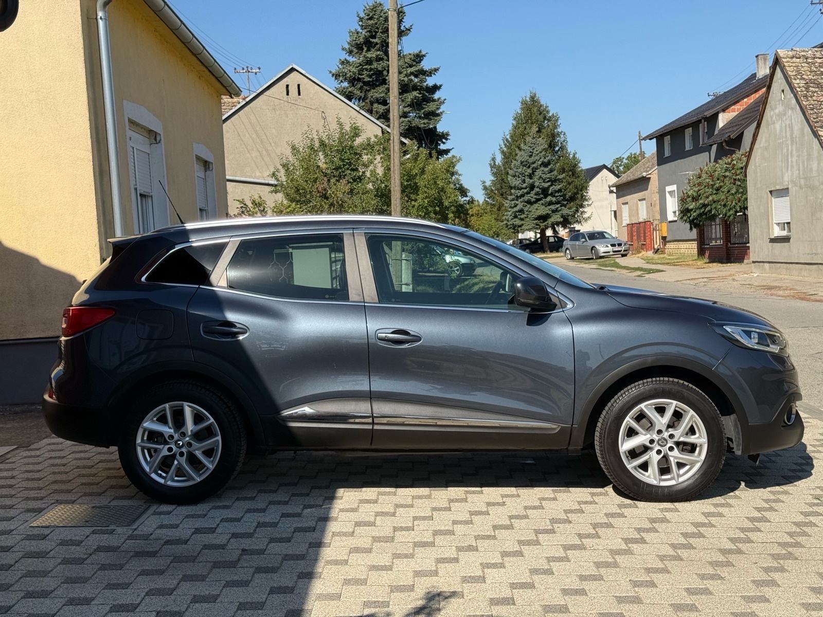 Renault Kadjar 1.5 dCi 110 ** 92000 km** SERVISNA KNJIGA***, fotografija 4