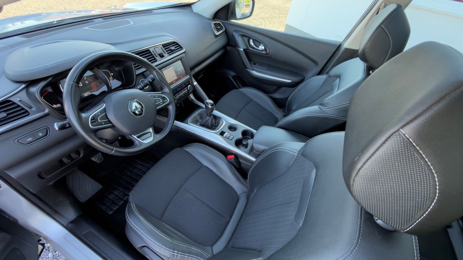 Renault Kadjar 1.5 dci 110 Intense **reg.12/2026**, fotografija 10