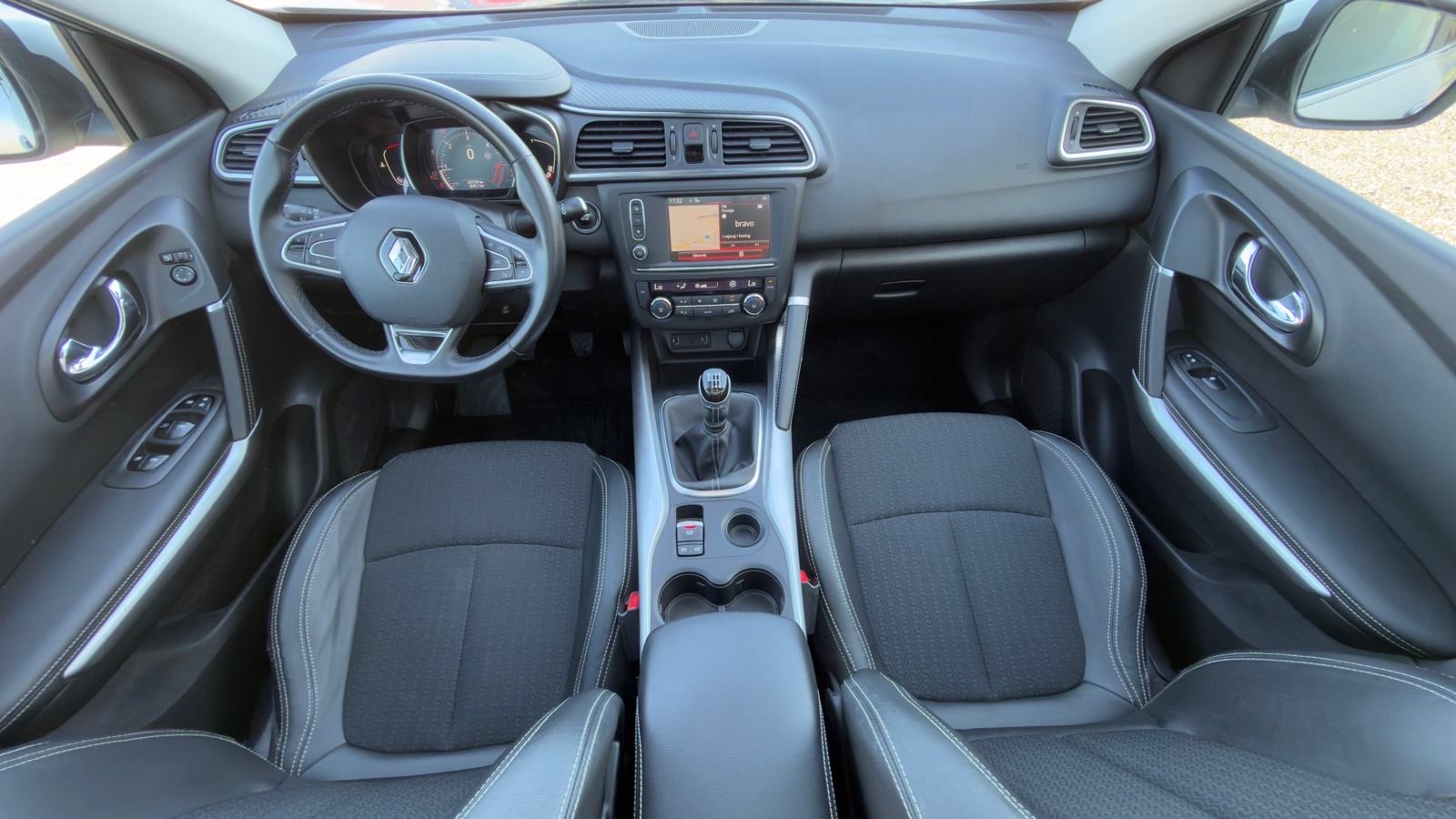 Renault Kadjar 1.5 dci 110 Intense **reg.12/2026**, fotografija 12