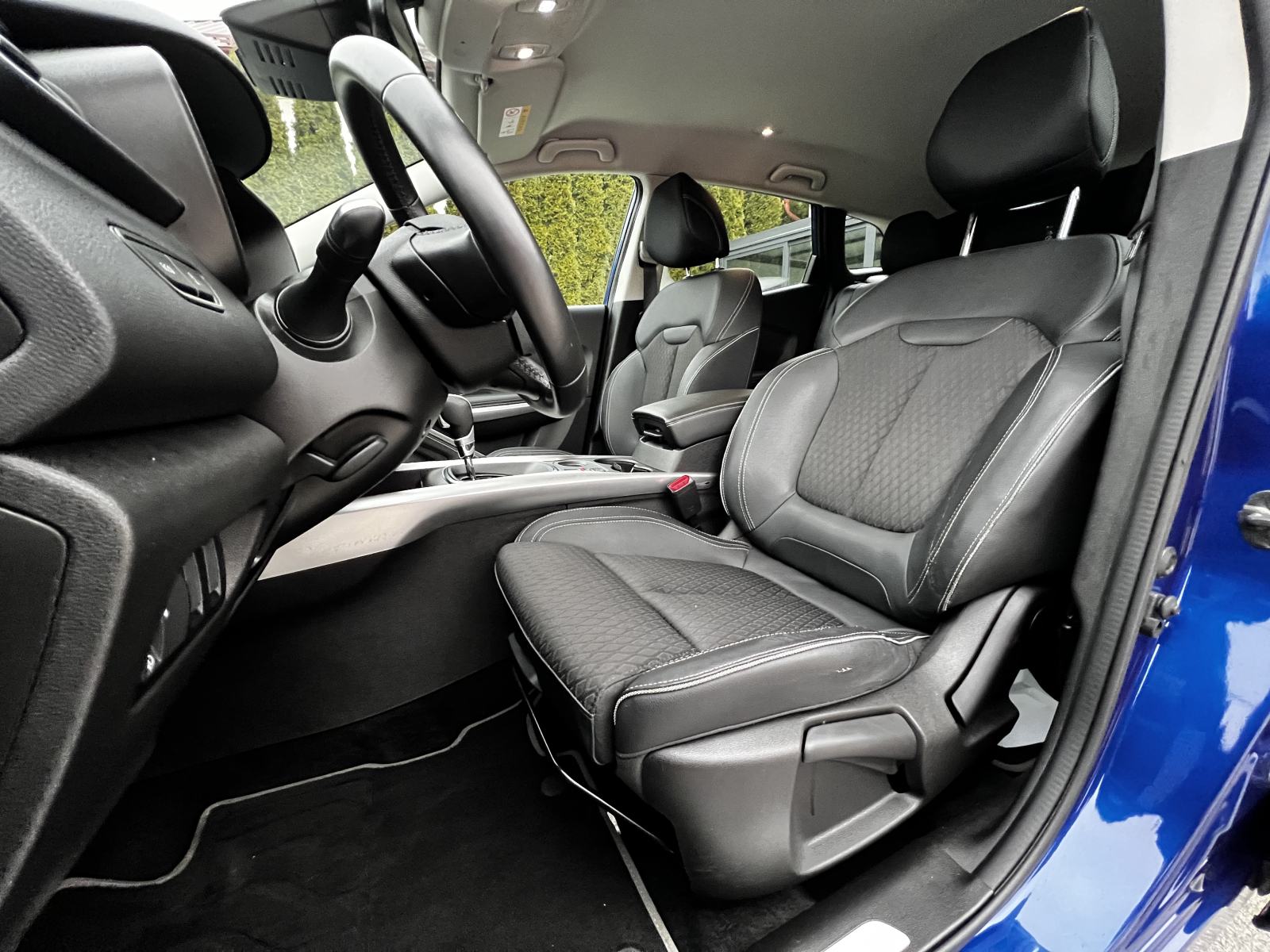Renault Kadjar 1.5 dCi BOSE EDITION AUTOMATIK VELIKI SERVIS LED KAMERA, fotografija 19