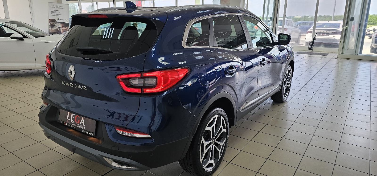 Renault Kadjar 1.5 dci INTENS,SAMO 92tkm,,LEASING DO 7g.BEZ UČEŠĆA, fotografija 3
