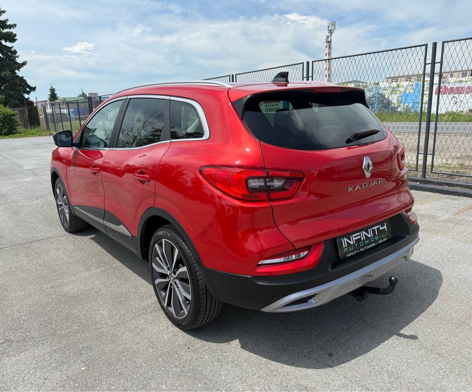 Renault Kadjar 1.5dCi LEASING BEZ UČEŠĆA, AUTOMAT, PANO, NAV, SERVISNA, fotografija 5