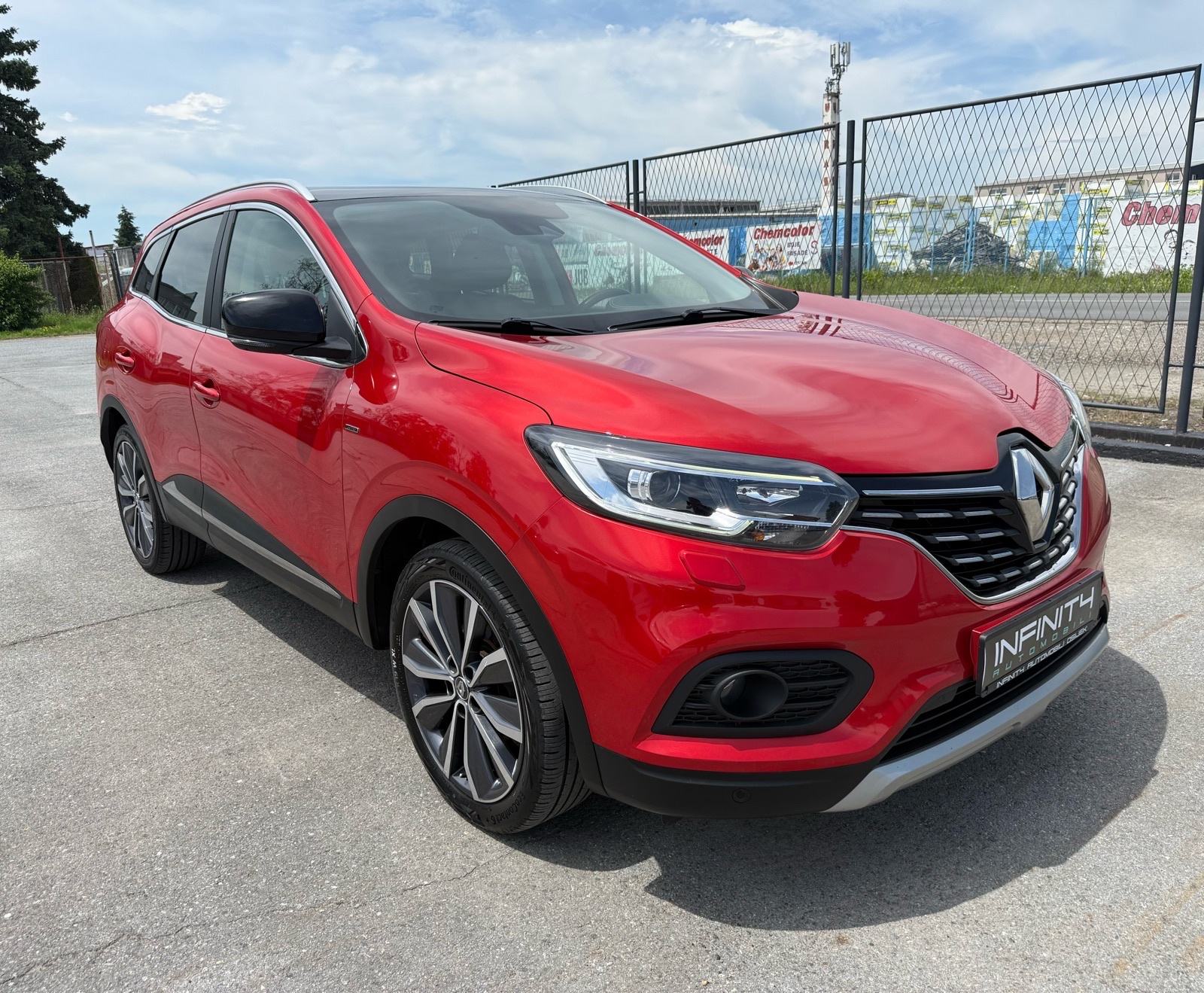 Renault Kadjar 1.5dCi LEASING BEZ UČEŠĆA, AUTOMAT, PANO, NAV, SERVISNA, fotografija 9