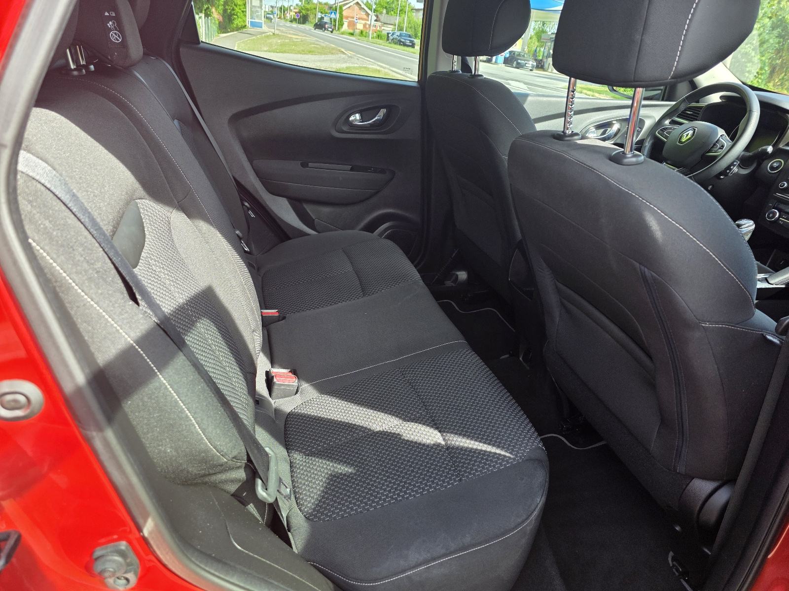 Renault Kadjar 1.5dCi 110,led,navi,2xpdc AKCIJA REG 1 GOD, fotografija 7