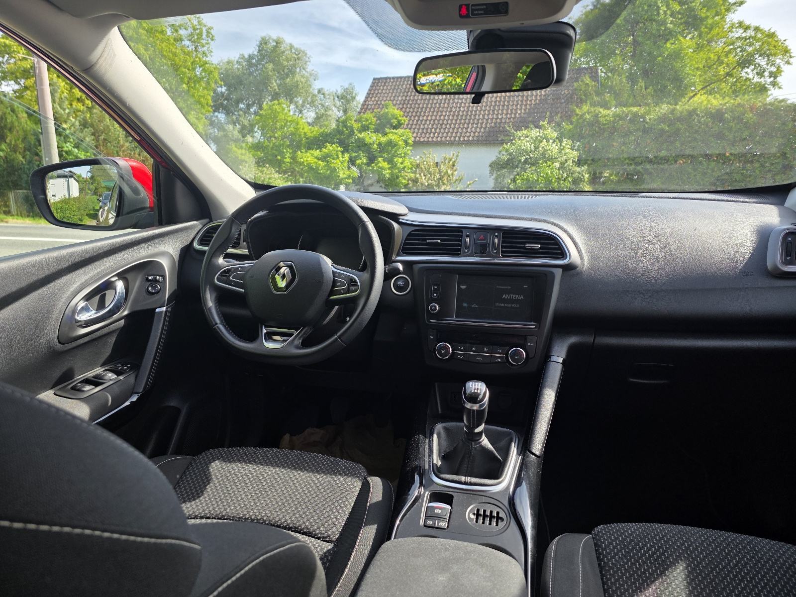 Renault Kadjar 1.5dCi 110,led,navi,2xpdc AKCIJA REG 1 GOD, fotografija 8