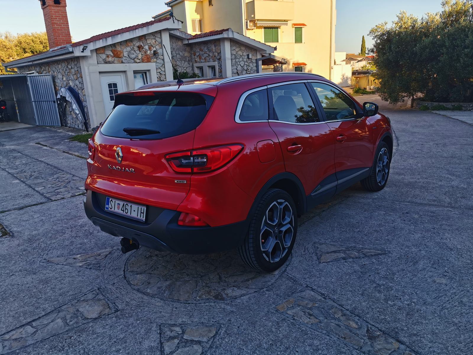 Renault Kadjar 1.6 dCi 130, 4x4, BOSE, Kuka, Set ljeto/zima, nije uvoz, fotografija 5