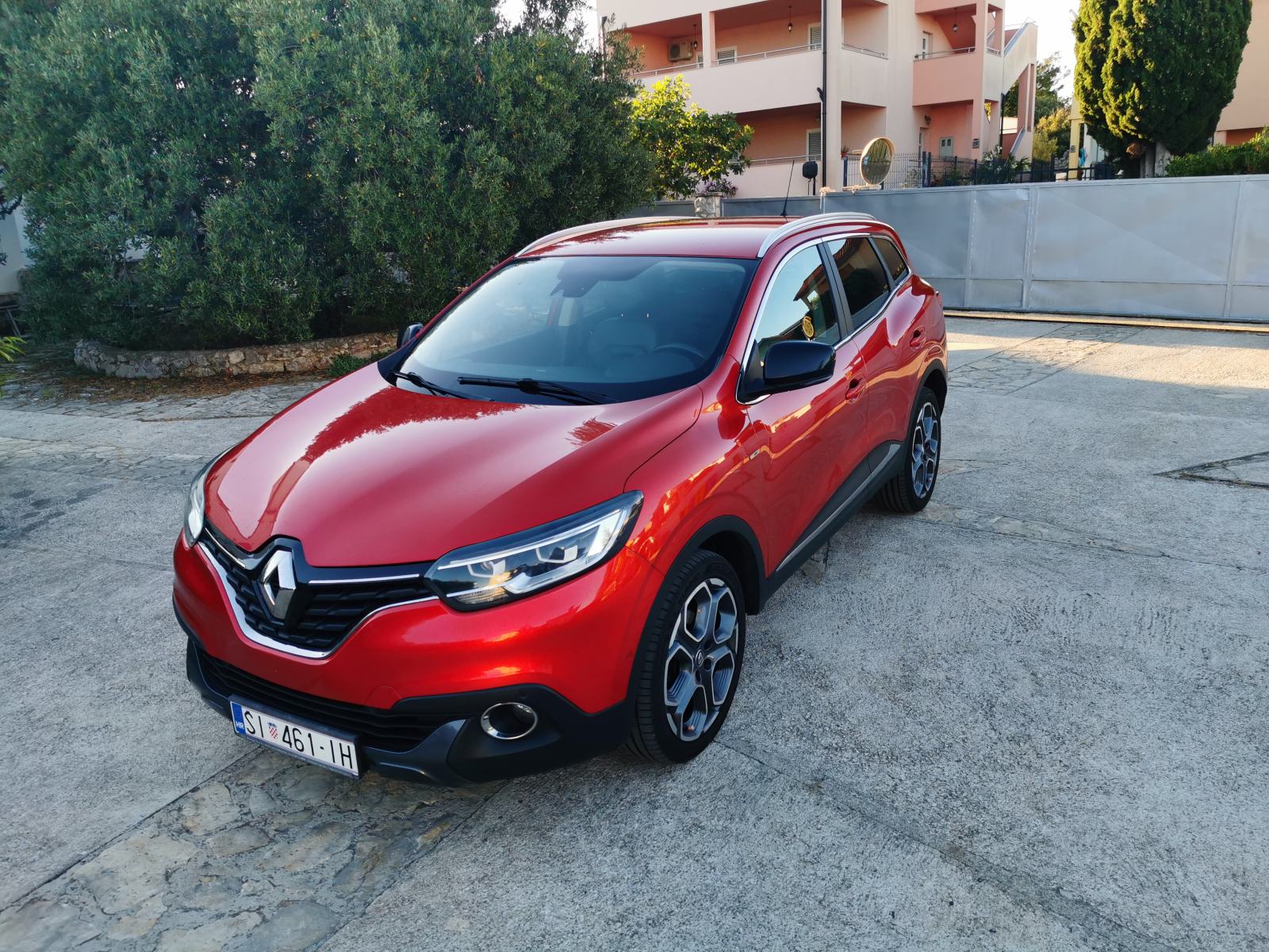 Renault Kadjar 1.6 dCi 130, 4x4, BOSE, Kuka, Set ljeto/zima, nije uvoz, fotografija 3