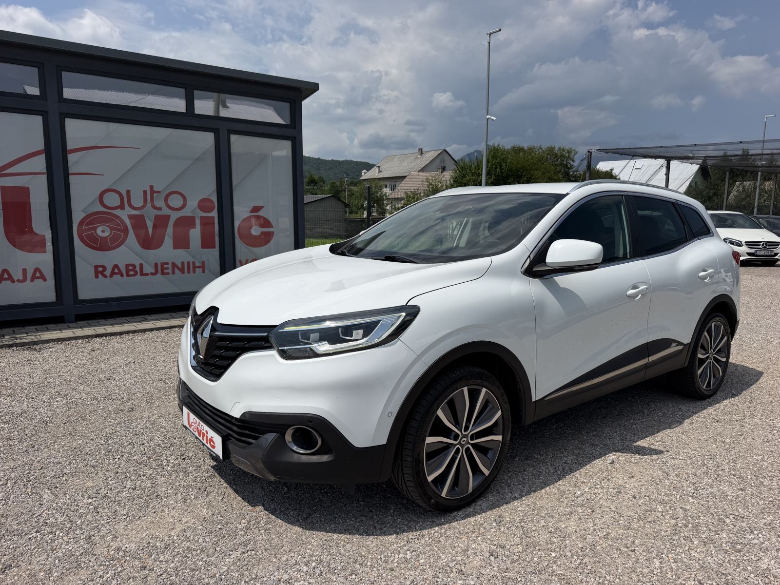 Renault Kadjar 1.6 dCi 130 - KAMERA - NAVIGACIJA - GARANCIJA, fotografija 7