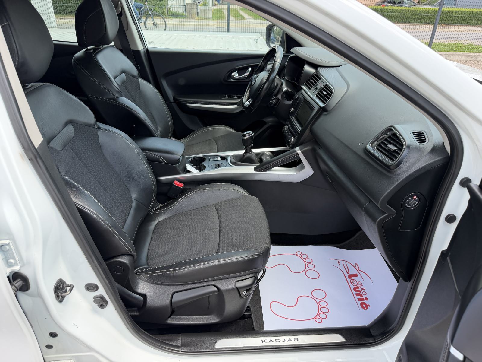 Renault Kadjar 1.6 dCi 130 - KAMERA - NAVIGACIJA - GARANCIJA, fotografija 16