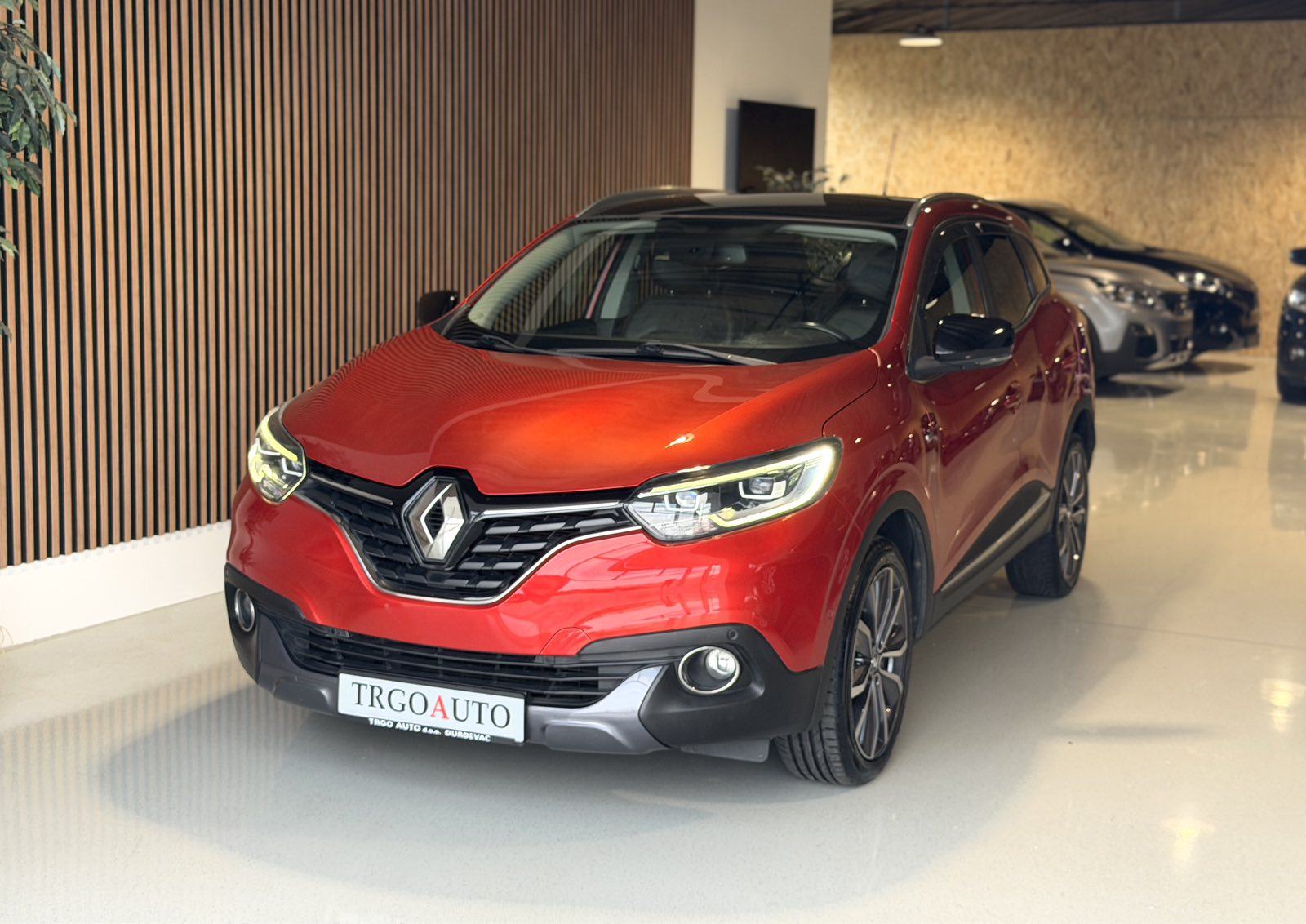 Renault Kadjar 1,6 dCi BOSE *PANORAMA - VIRTUAL - LED - 12 MJ JAMSTVO*, fotografija 3