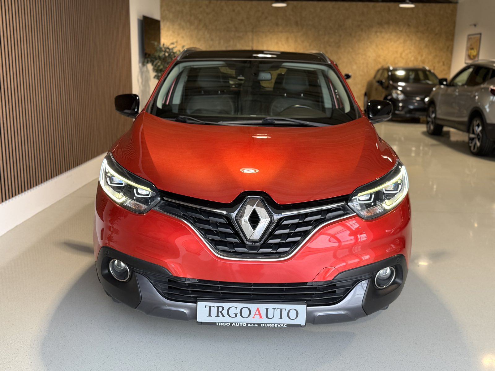 Renault Kadjar 1,6 dCi BOSE *PANORAMA - VIRTUAL - LED - 12 MJ JAMSTVO*, fotografija 2