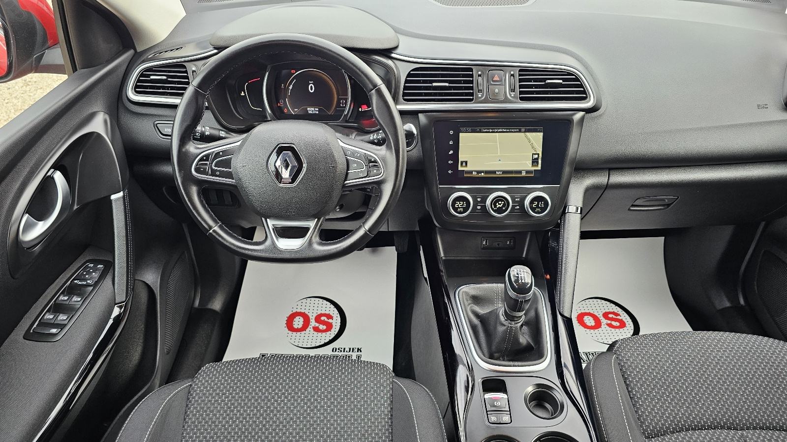 Renault Kadjar dCi 1.5 DCI,CLIMATRONIC,LED,NAVIGACIJA,TEMPOMAT,ALU 18, fotografija 15