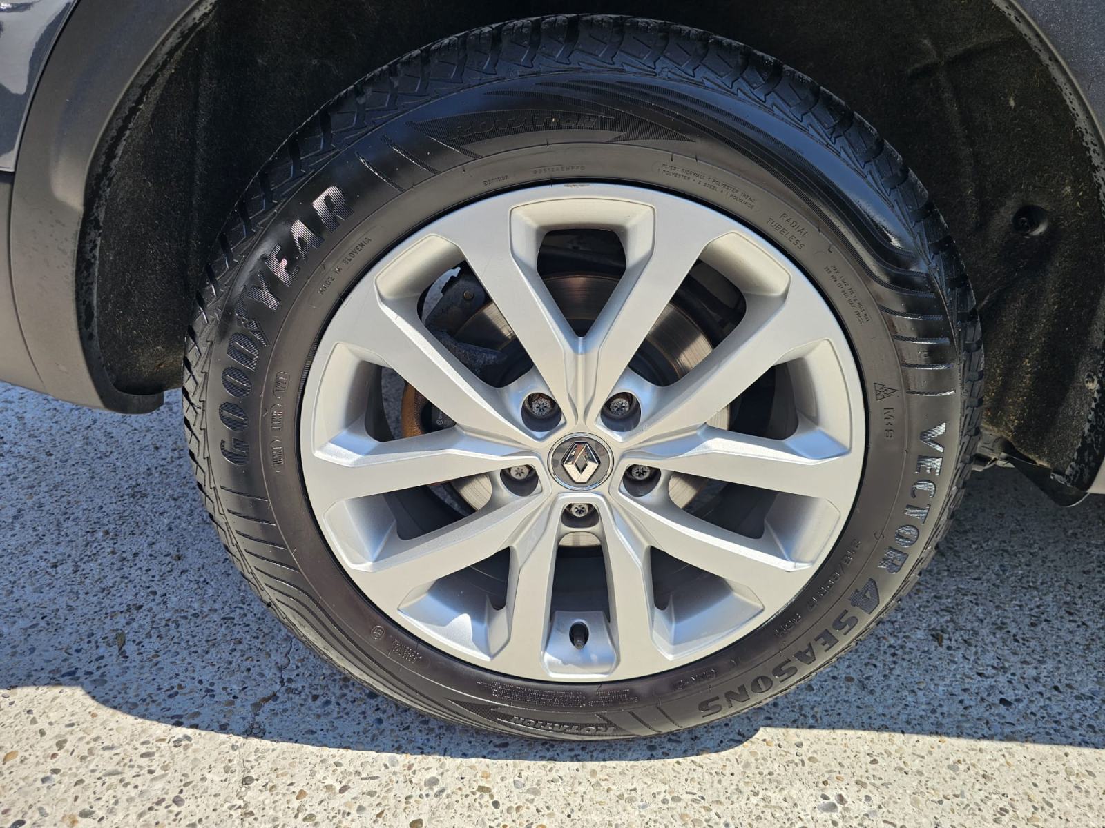 Renault Kadjar dCi 110 -AUTOMATIC-"R-LINK"-116000km-GARANCIJA-SERVISNA, fotografija 19