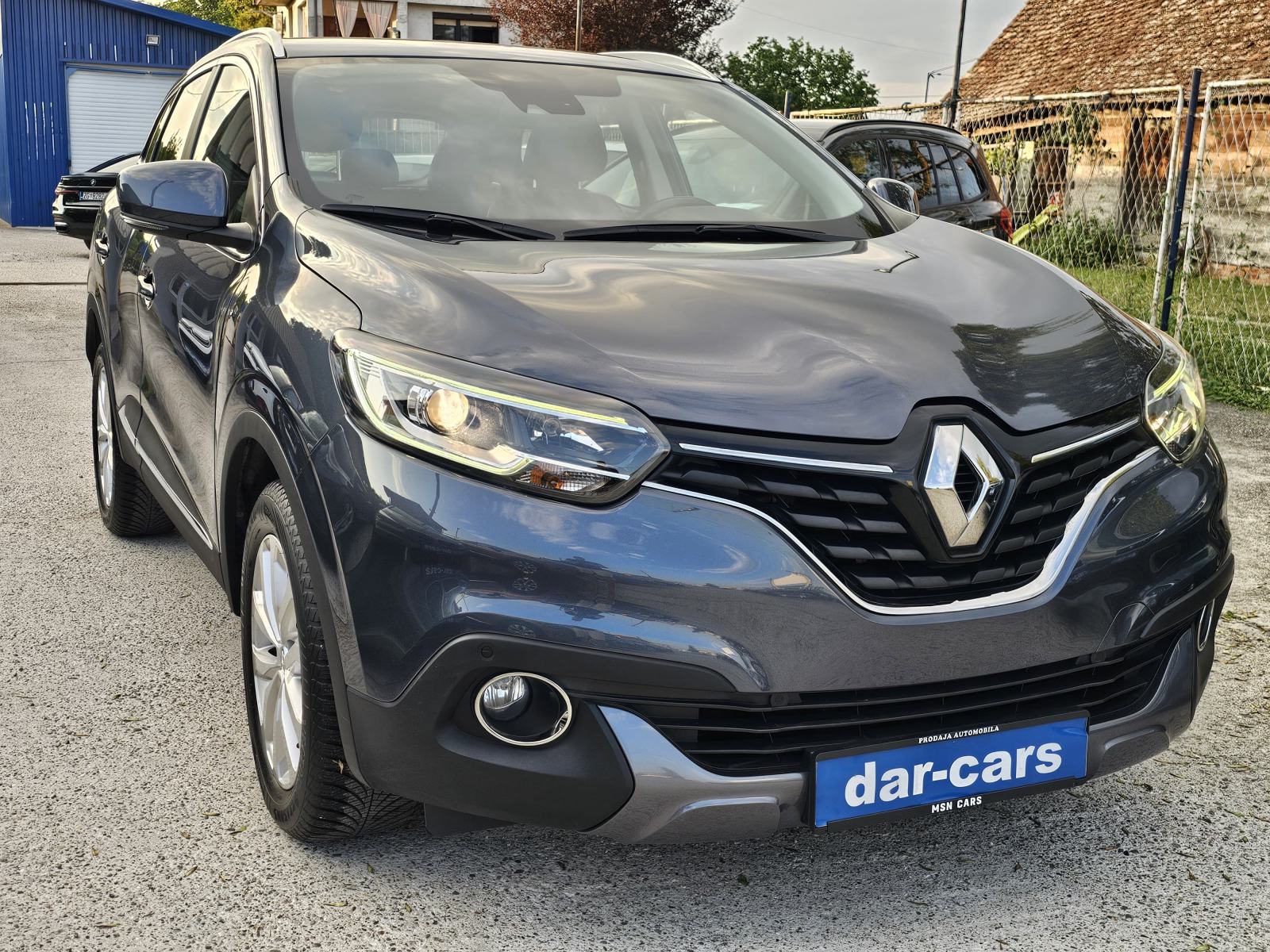 Renault Kadjar dCi 110 -AUTOMATIC-"R-LINK"-116000km-GARANCIJA-SERVISNA, pogled izvana - slika 1