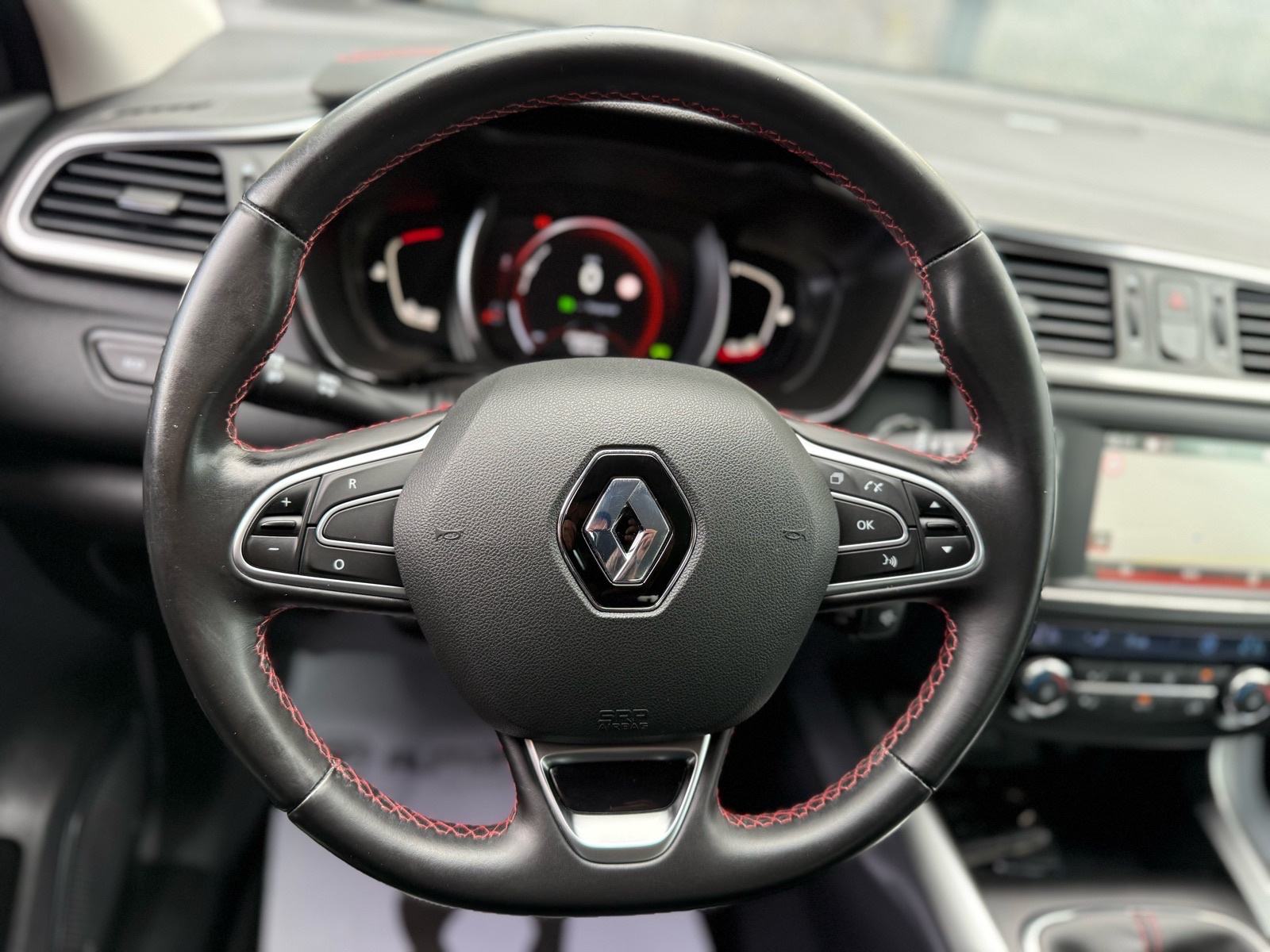 Renault Kadjar dCi 110 BLACK EDITION * BOSE * LED * JAMSTVO * ALU 19 *, fotografija 19
