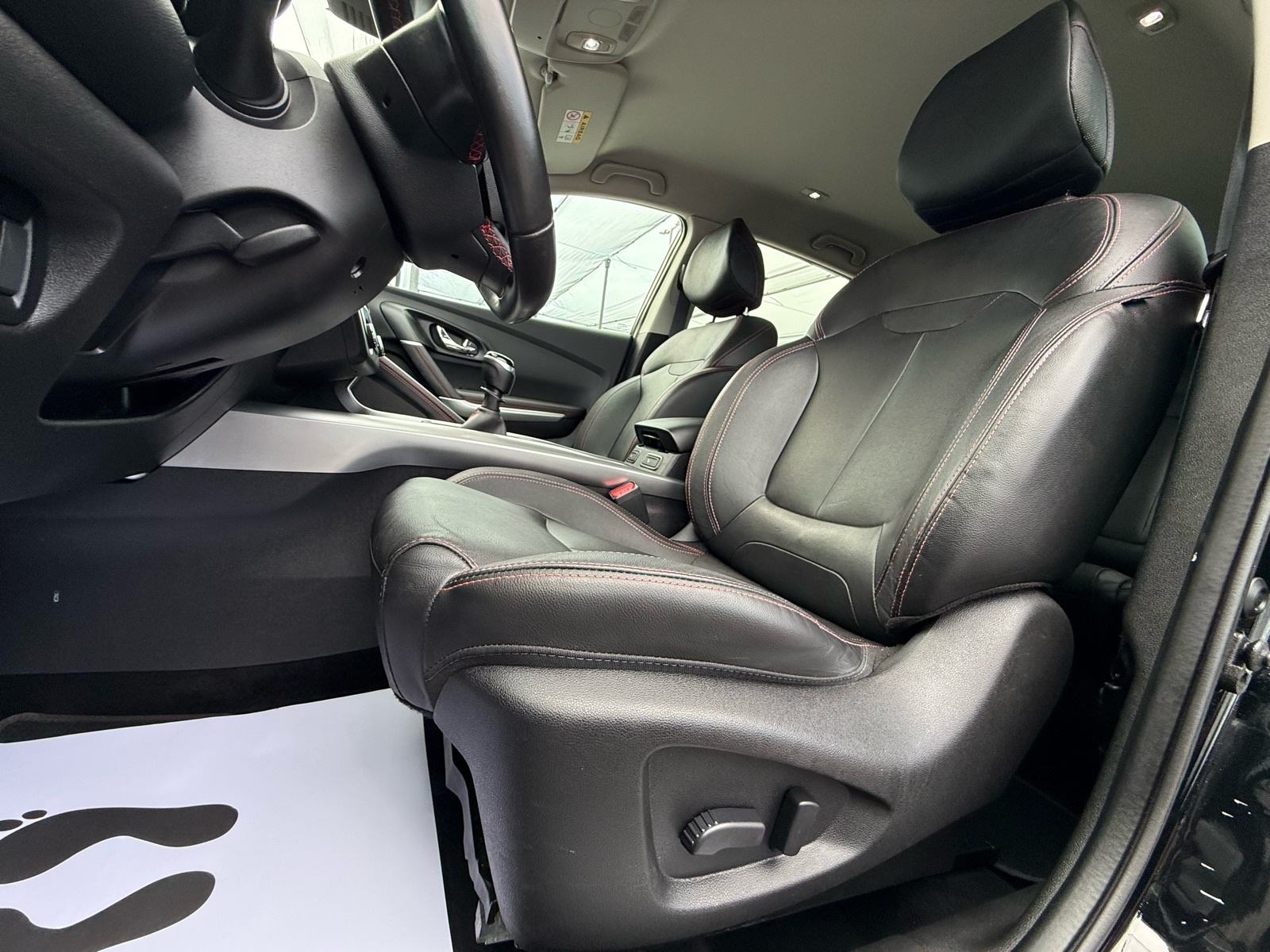 Renault Kadjar dCi 110 BLACK EDITION * BOSE * LED * JAMSTVO * ALU 19 *, fotografija 12