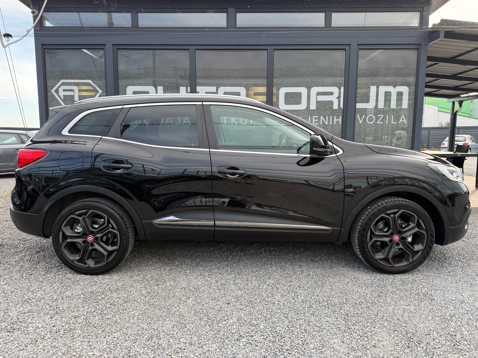 Renault Kadjar dCi 110 BLACK EDITION * BOSE * LED * JAMSTVO * ALU 19 *, fotografija 5