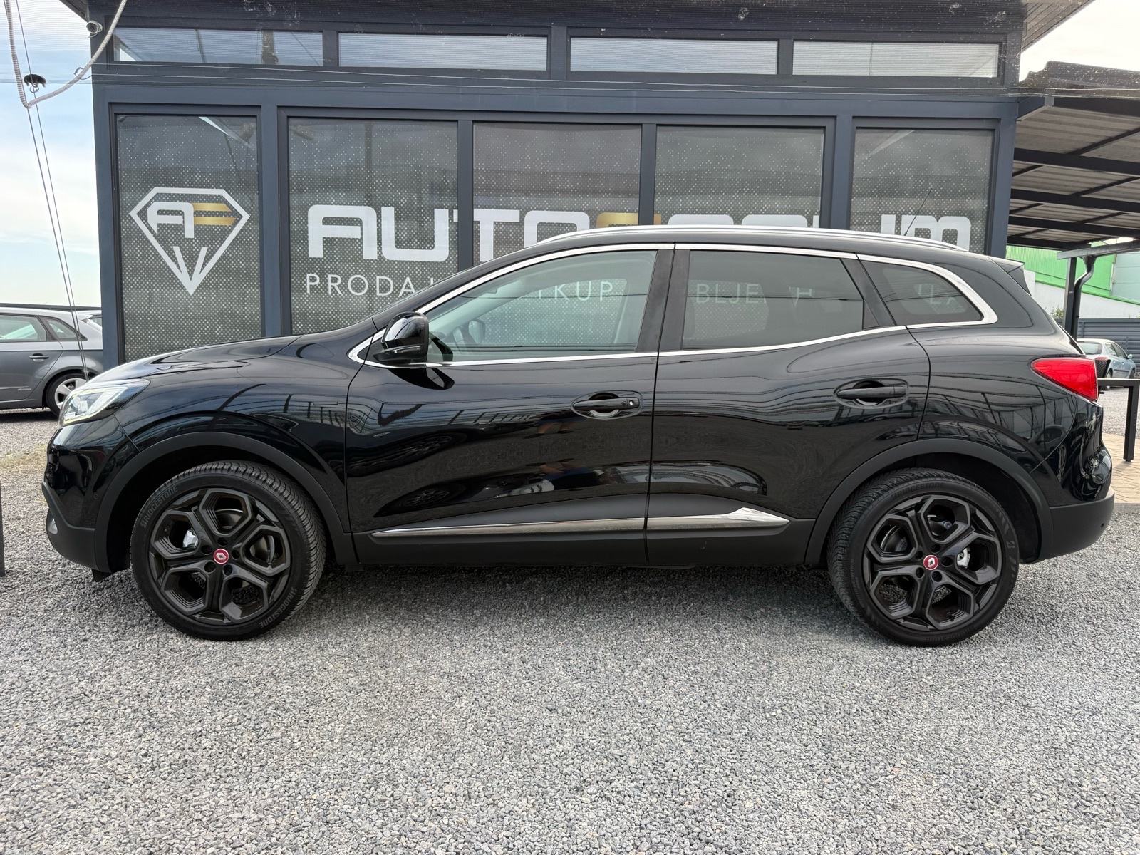 Renault Kadjar dCi 110 BLACK EDITION * BOSE * LED * JAMSTVO * ALU 19 *, fotografija 4