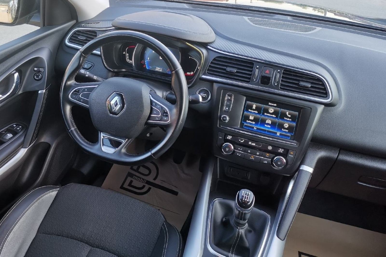 Renault Kadjar dCi 110 Graphite, Navi, Kam,Pdc,Jamstvo, fotografija 9