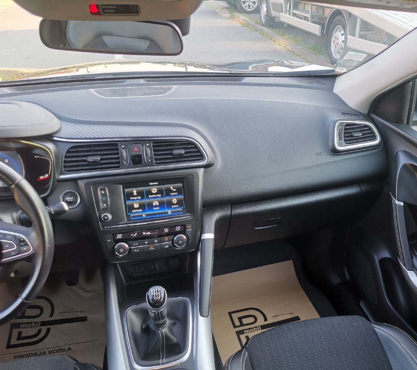Renault Kadjar dCi 110 Graphite, Navi, Kam,Pdc,Jamstvo, fotografija 11