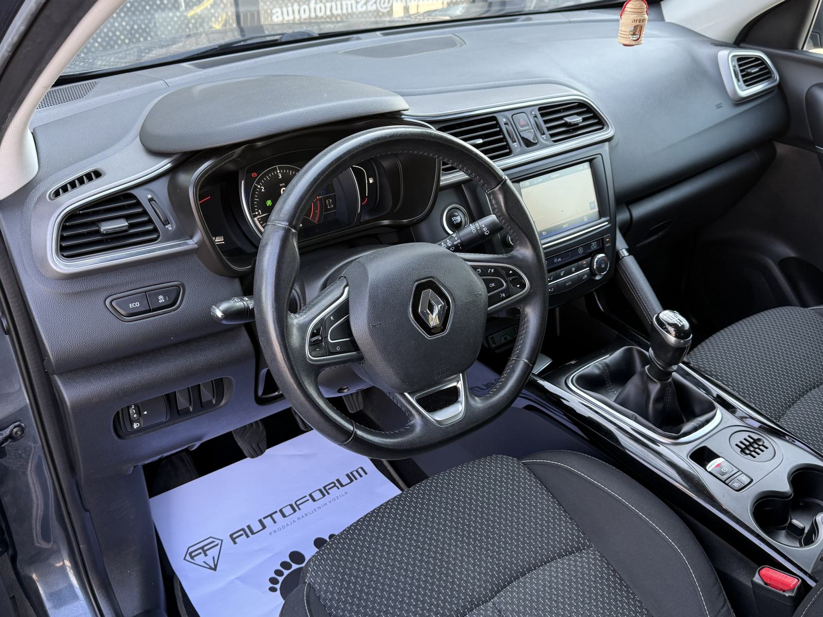 Renault Kadjar dCi 110 ** REG 5/2027 , ALU 17 , NAVI **, fotografija 9