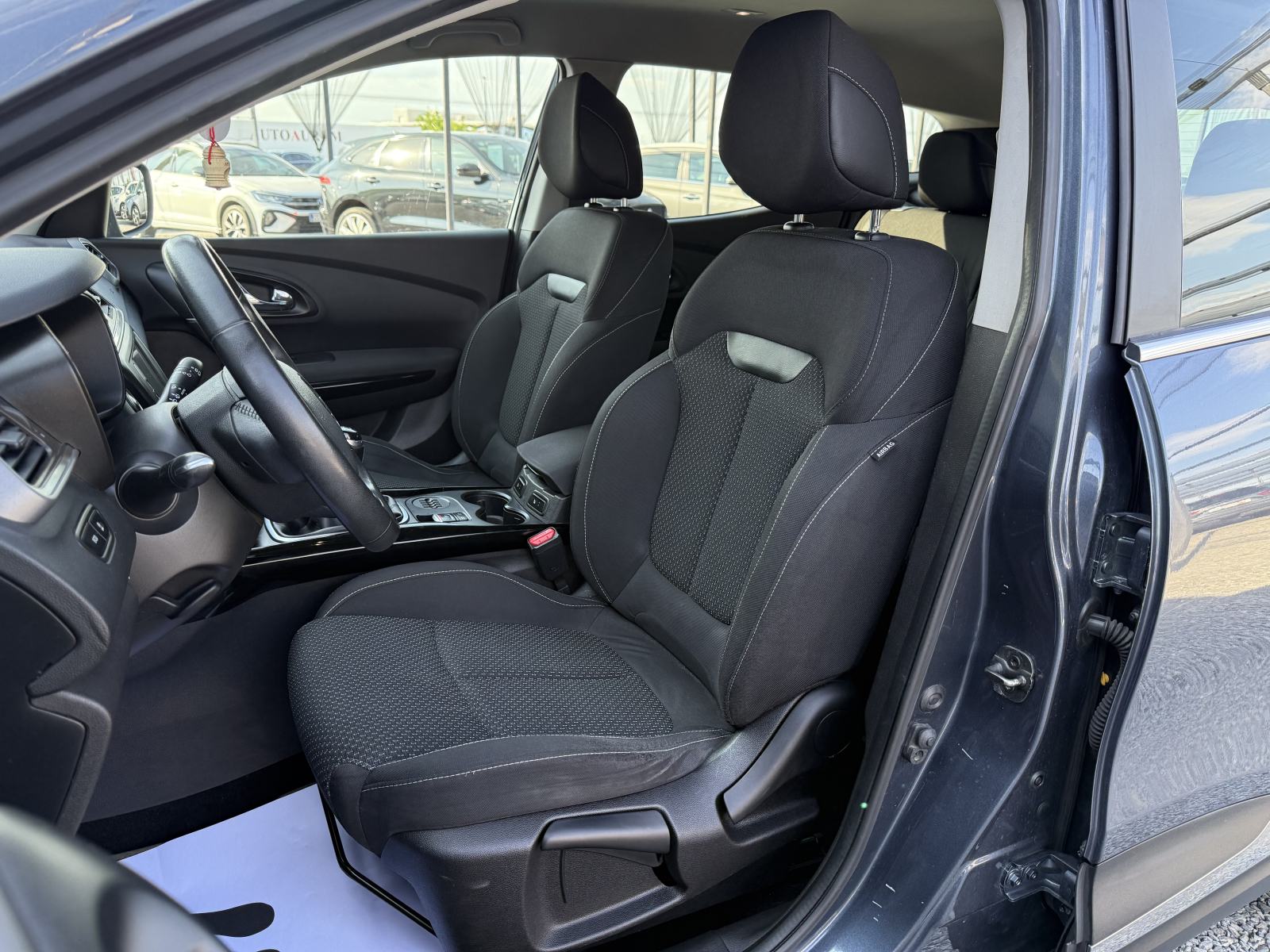 Renault Kadjar dCi 110 ** REG 5/2027 , ALU 17 , NAVI **, fotografija 14
