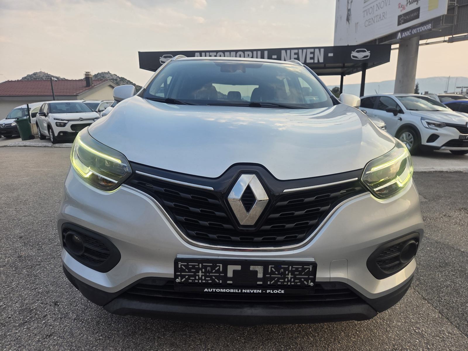 Renault Kadjar dCi 115 ** 2019 **LIMITED OPREMA** JAMSTVO !!, fotografija 2