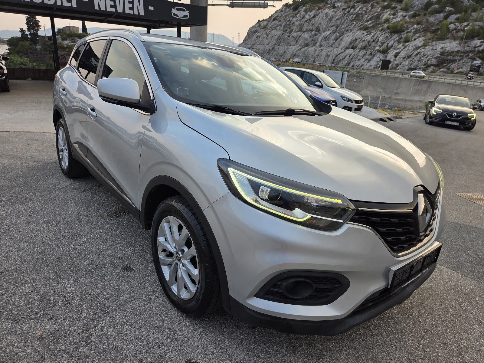 Renault Kadjar dCi 115 ** 2019 **LIMITED OPREMA** JAMSTVO !!, fotografija 3