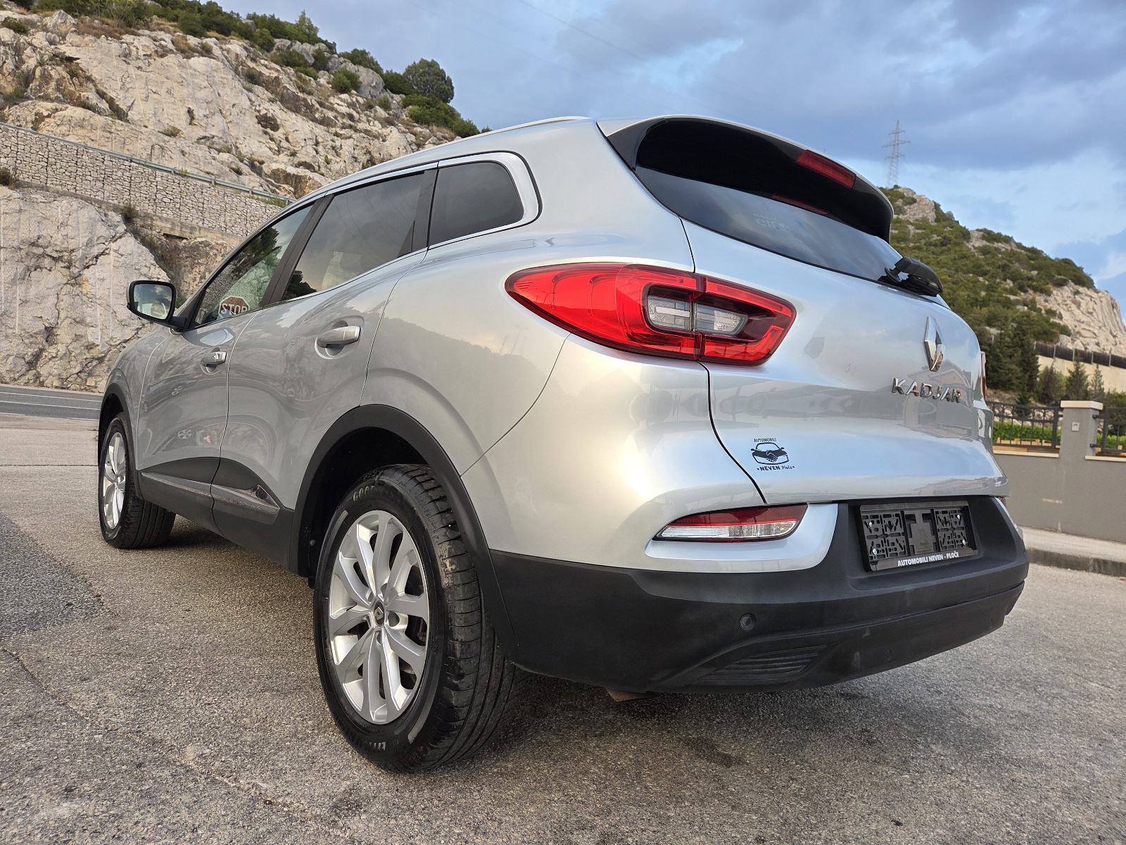 Renault Kadjar dCi 115 ** 2019 **LIMITED OPREMA** JAMSTVO !!, fotografija 8