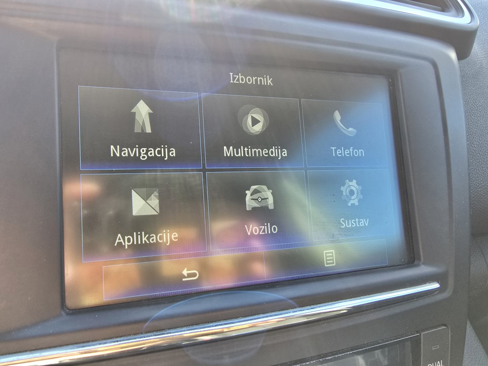 Renault Kadjar dCi 130 4x4 -PUNO OPREME, ODLIČAN!, fotografija 20