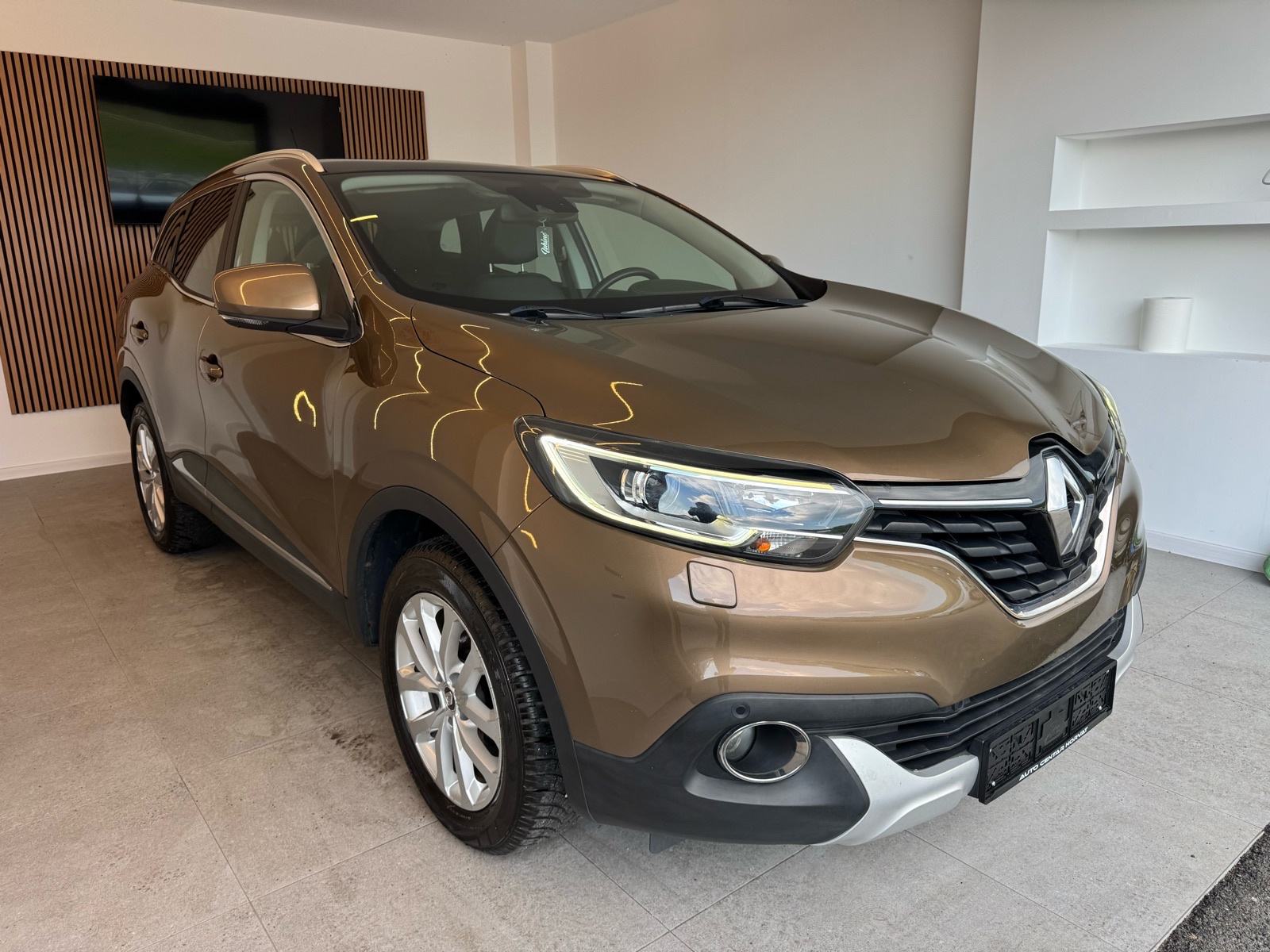 Renault Kadjar dCi 130; Aut. Klima; Grij. Sjed, Alu; Navi; Panorama, fotografija 3