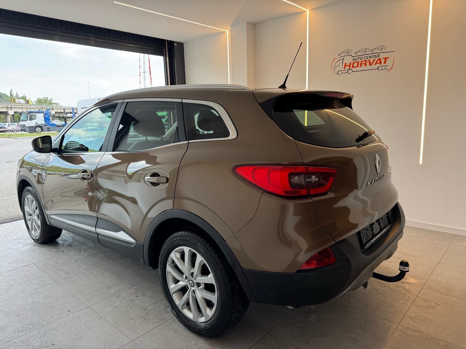 Renault Kadjar dCi 130; Aut. Klima; Grij. Sjed, Alu; Navi; Panorama, fotografija 6