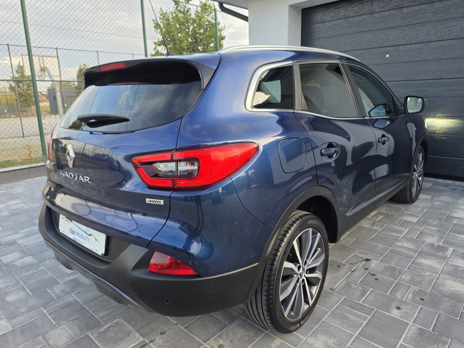 Renault Kadjar dCi 130 BOSE 4x4 FULL LED NAVI KEYLESS **GARANCIJA**, fotografija 3