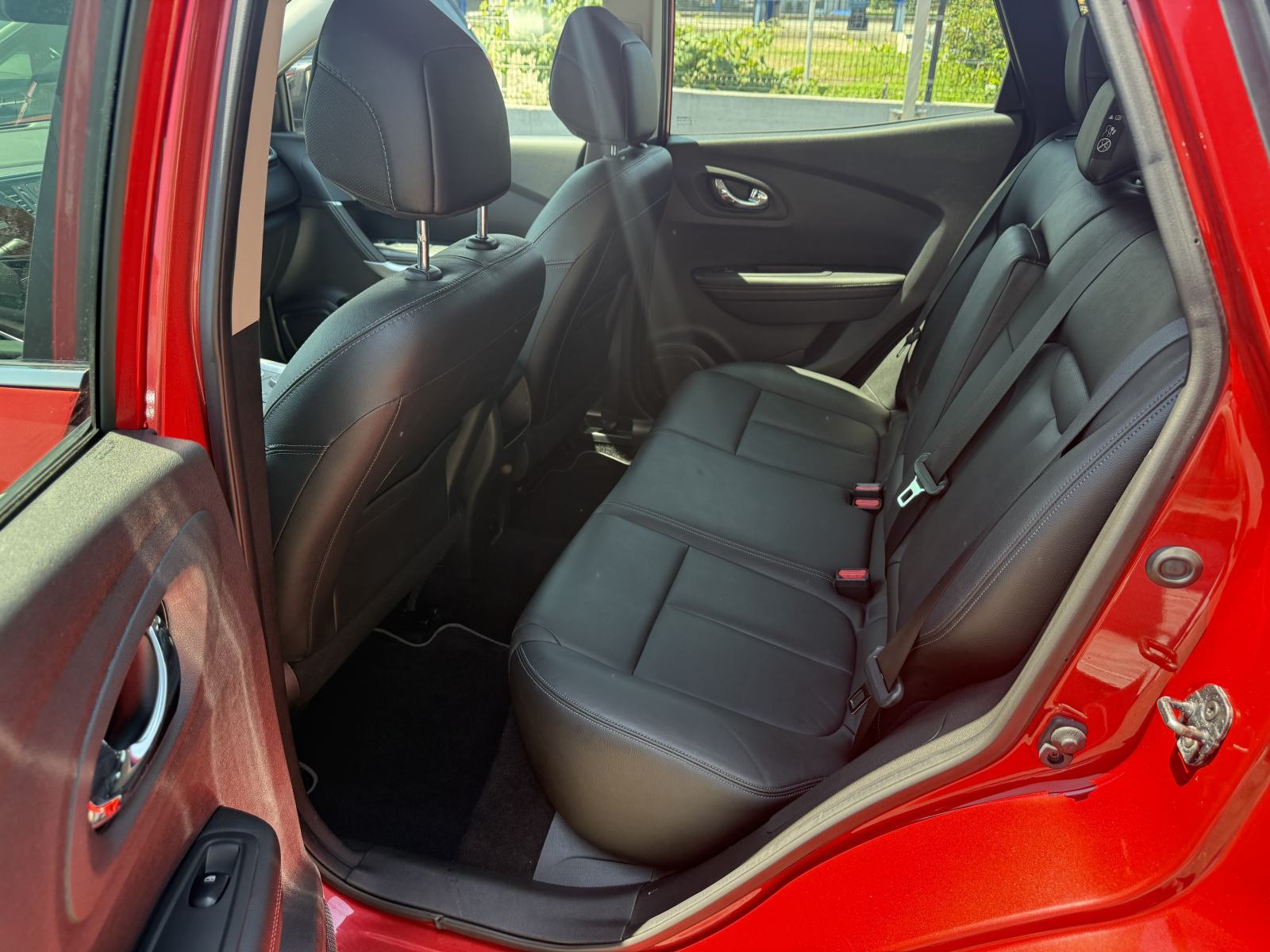 Renault Kadjar dCi 130 4x4,Bose,Navi,Led,106tkm,Jamstvo,Top stanje!!!, fotografija 16