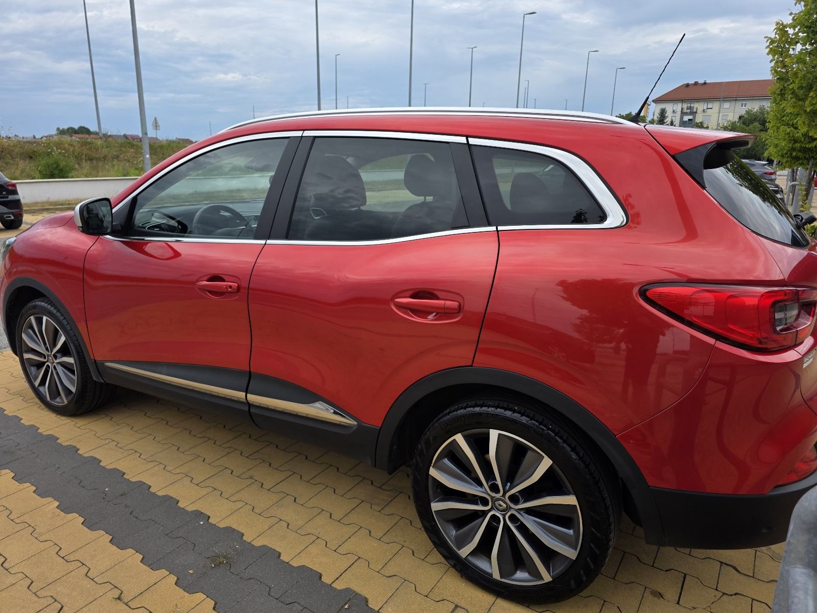 Renault Kadjar dCi 130 Energy Intens*Servisna*1.vlasnik*Led*Virtual*, fotografija 6