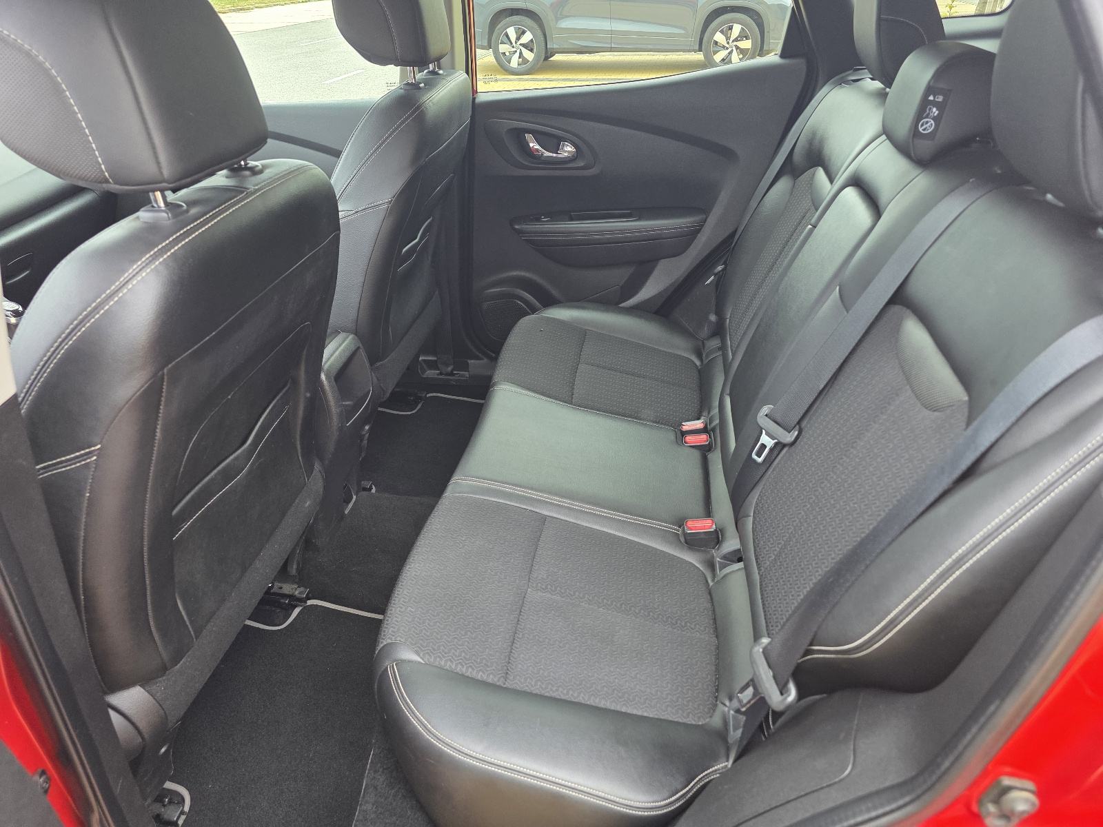 Renault Kadjar dCi 130 Energy Intens*Servisna*1.vlasnik*Led*Virtual*, fotografija 10