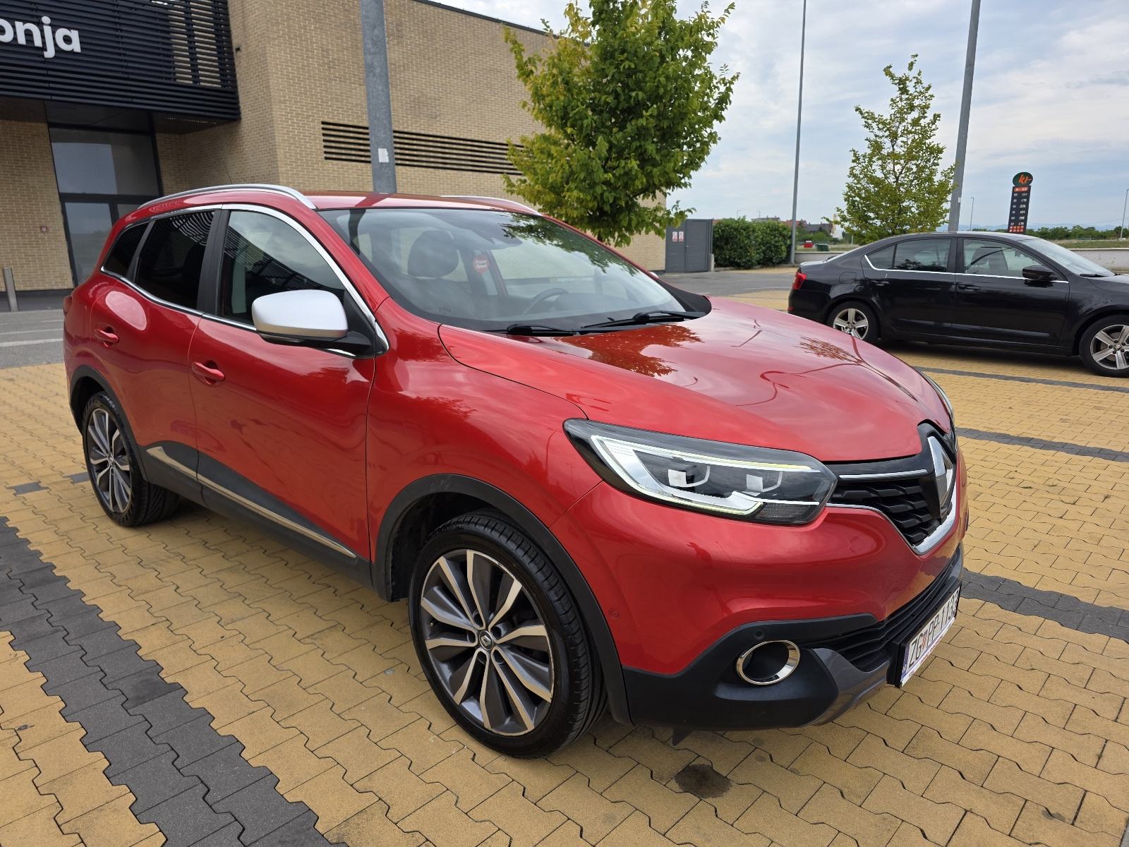 Renault Kadjar dCi 130 Energy Intens*Servisna*1.vlasnik*Led*Virtual*, fotografija 3