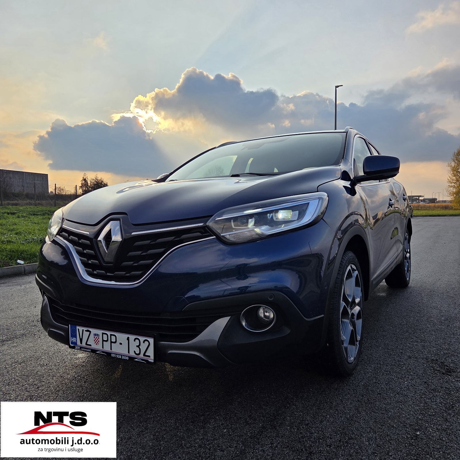 Renault Kadjar dCi 130,LED,koža,kamera,felge 19", fotografija 4