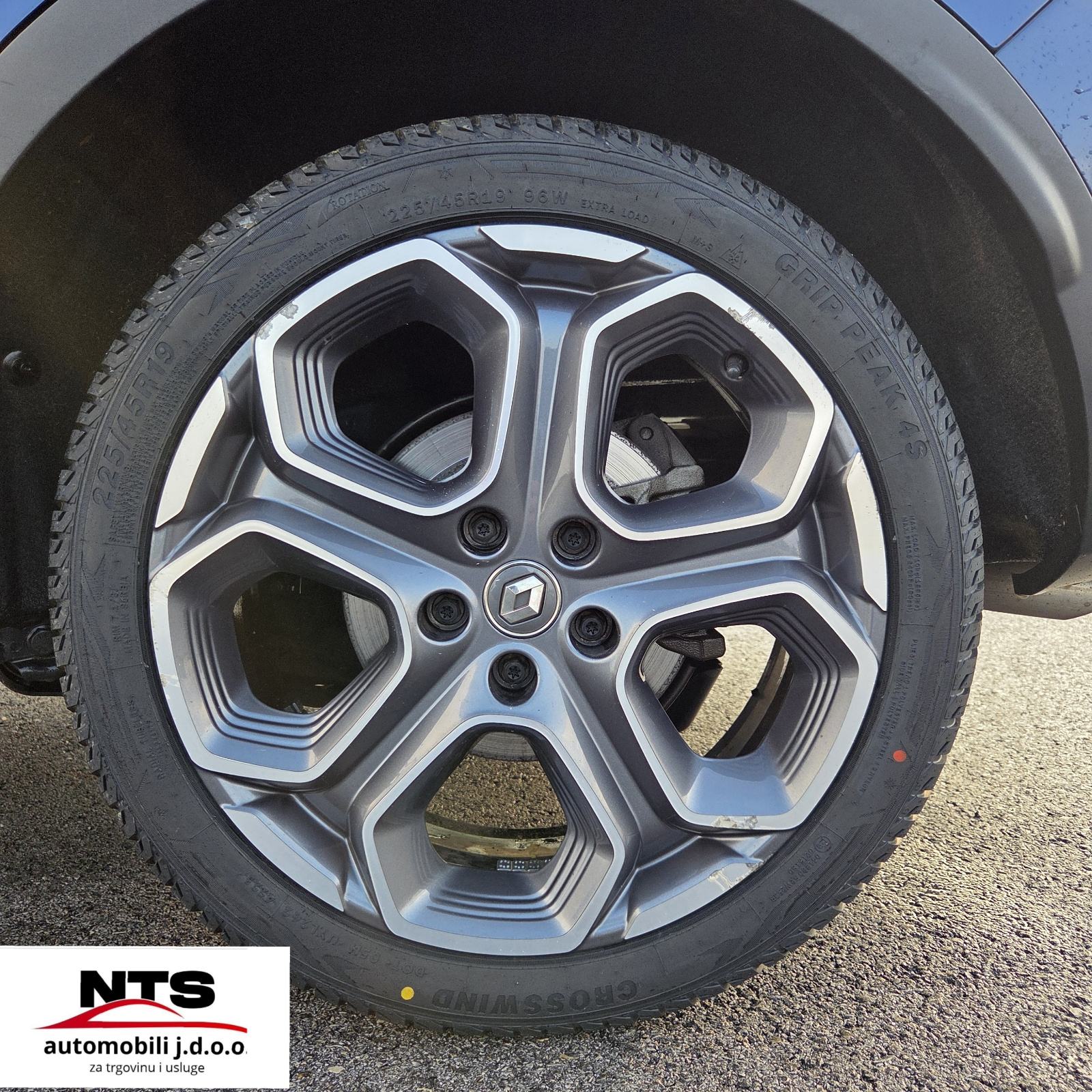 Renault Kadjar dCi 130,LED,koža,kamera,felge 19", fotografija 13