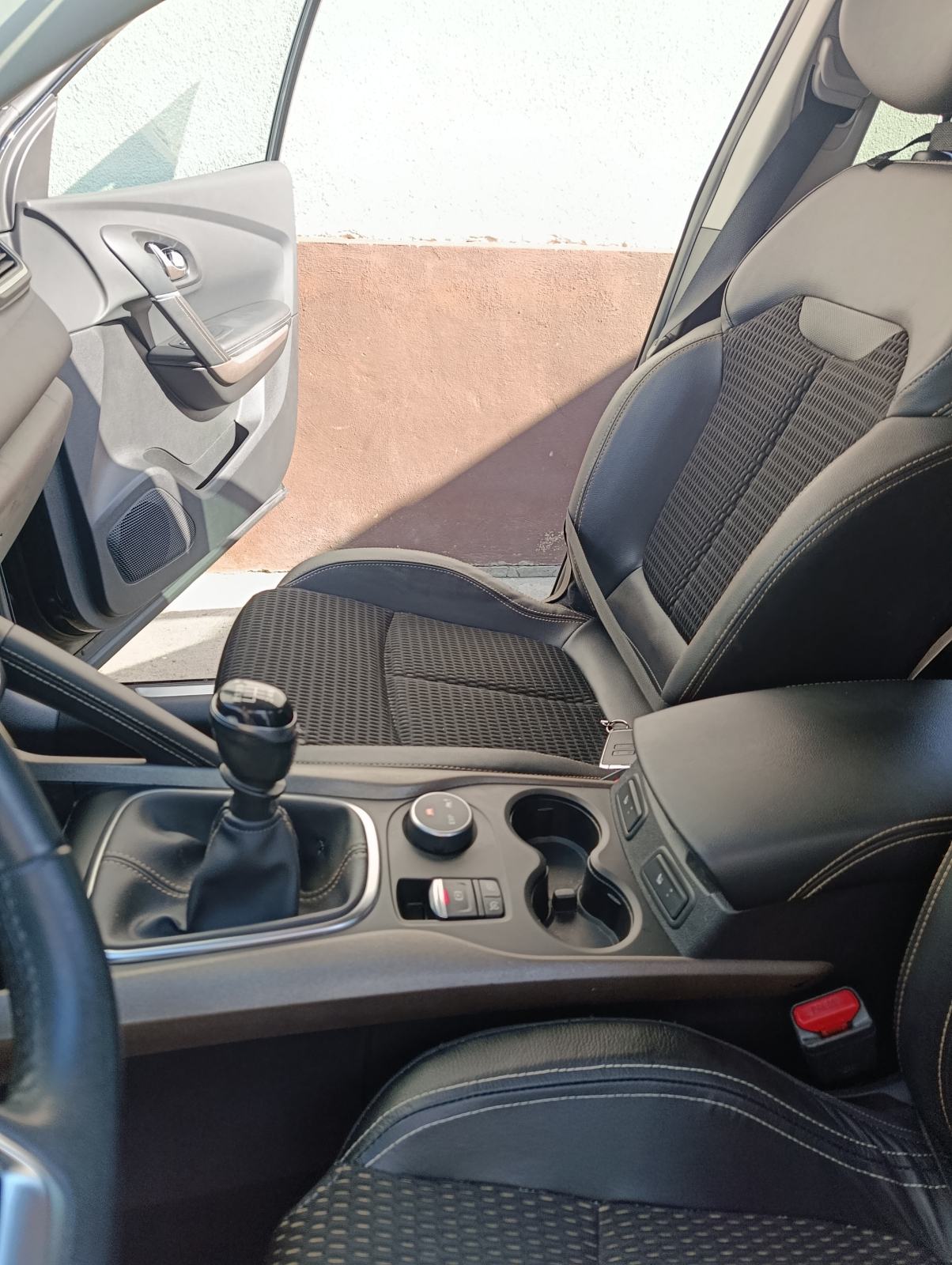 Renault Kadjar dCi130XMOD reg.god.dana LED navi i još puno toga, fotografija 15