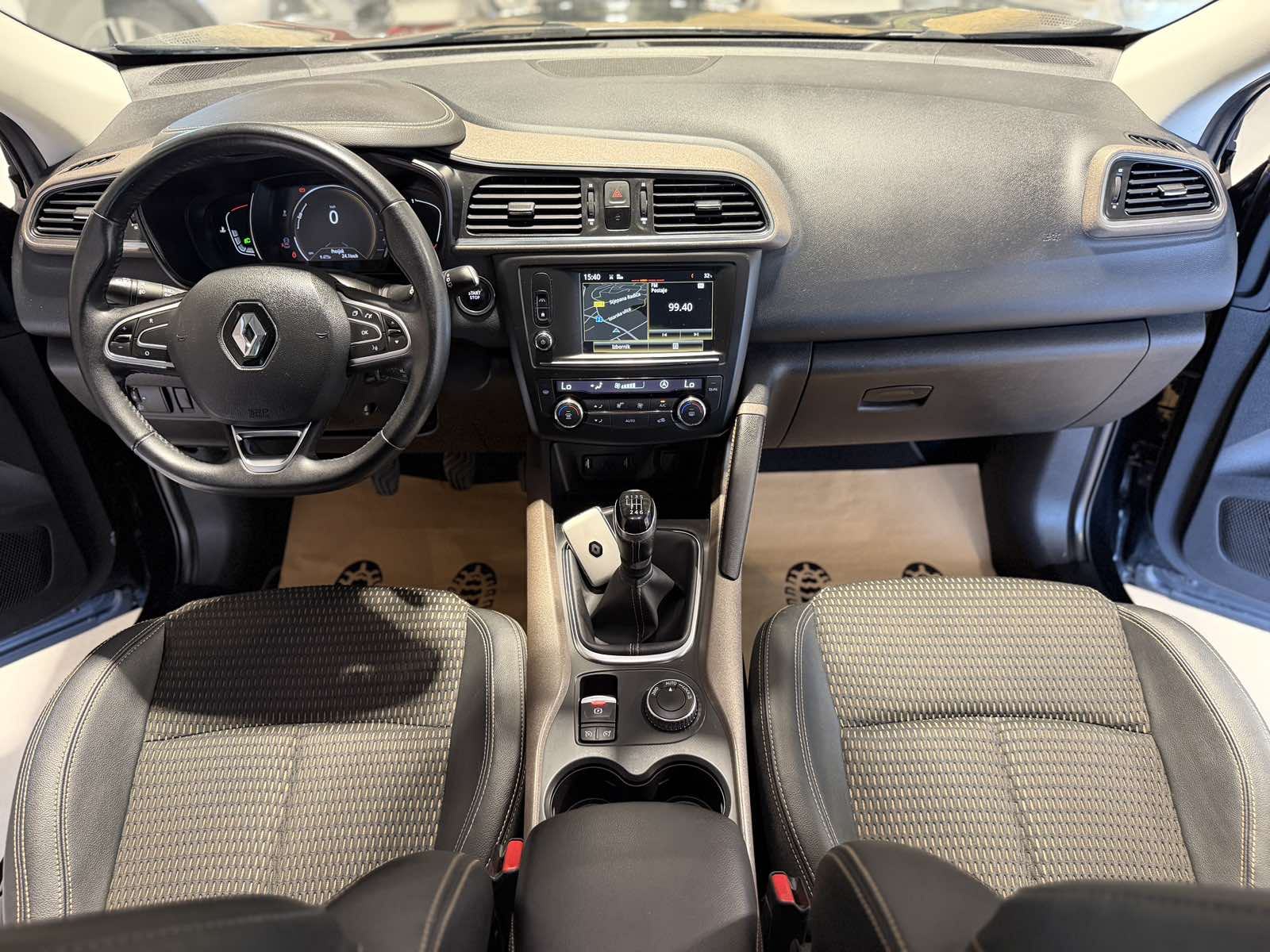 Renault Kadjar 1,6 dCi *VIRTUAL- LED- KEYLESS- 12 MJ JAMSTVO- NAVI*, fotografija 14