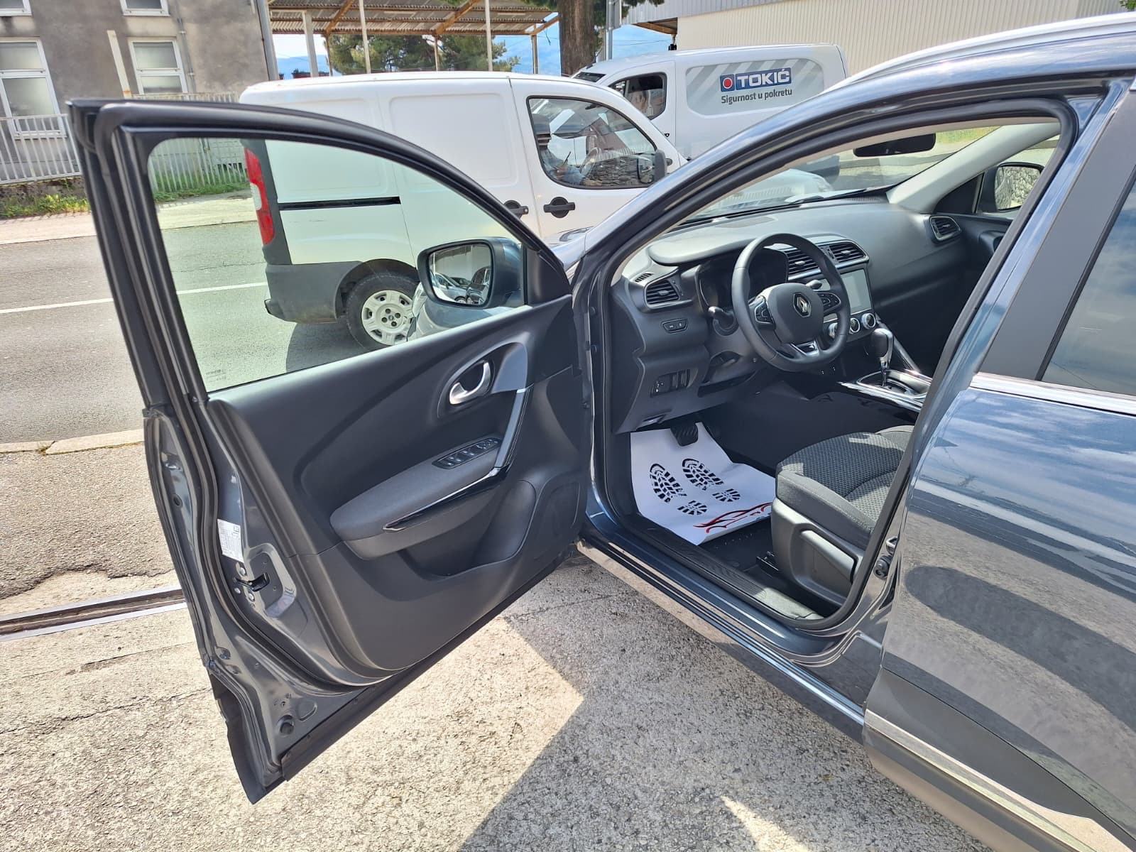 Renault Kadjar 1.5 dCi automatik 115 KS PARKING KAMER/NAVI.LED, fotografija 10
