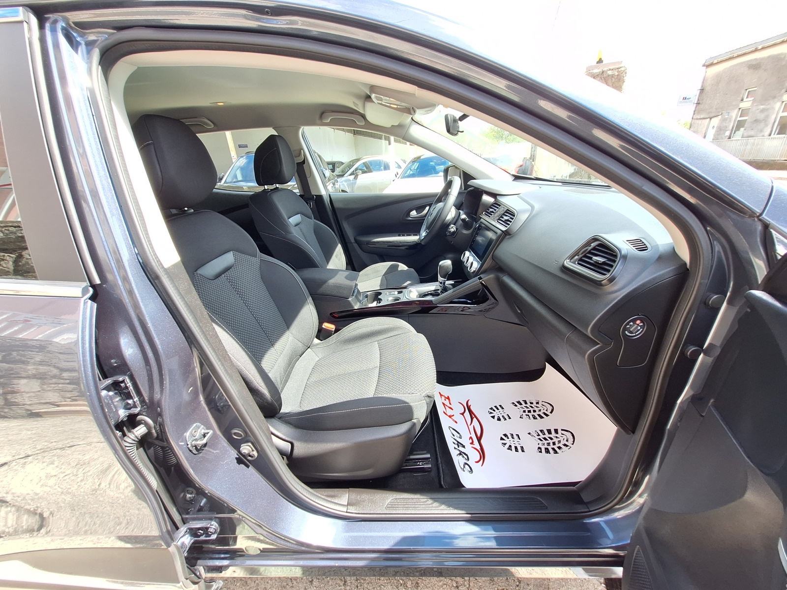 Renault Kadjar 1.5 dCi automatik 115 KS PARKING KAMER/NAVI.LED, fotografija 17