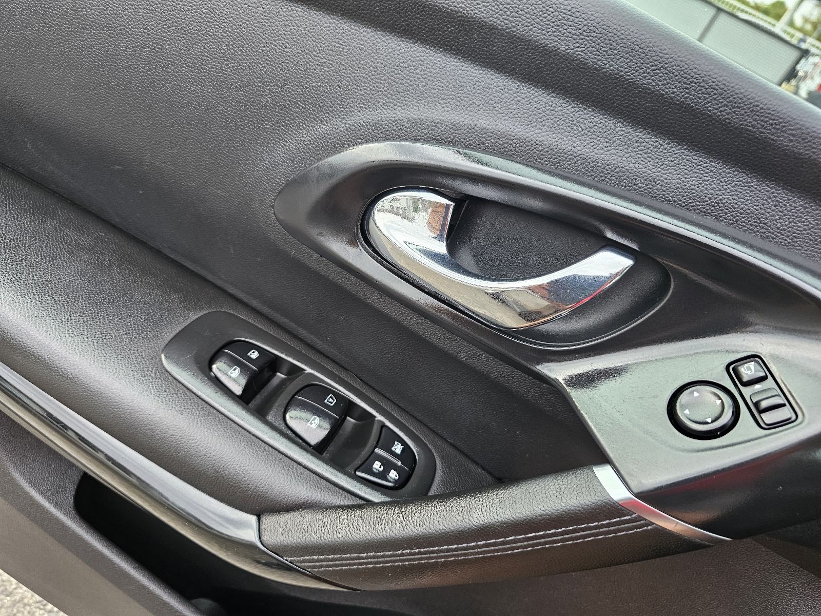 Renault Kadjar dCi EDC ***VELIKI-SERVIS***DVA-KLJUČA***BI-XENON***, fotografija 18