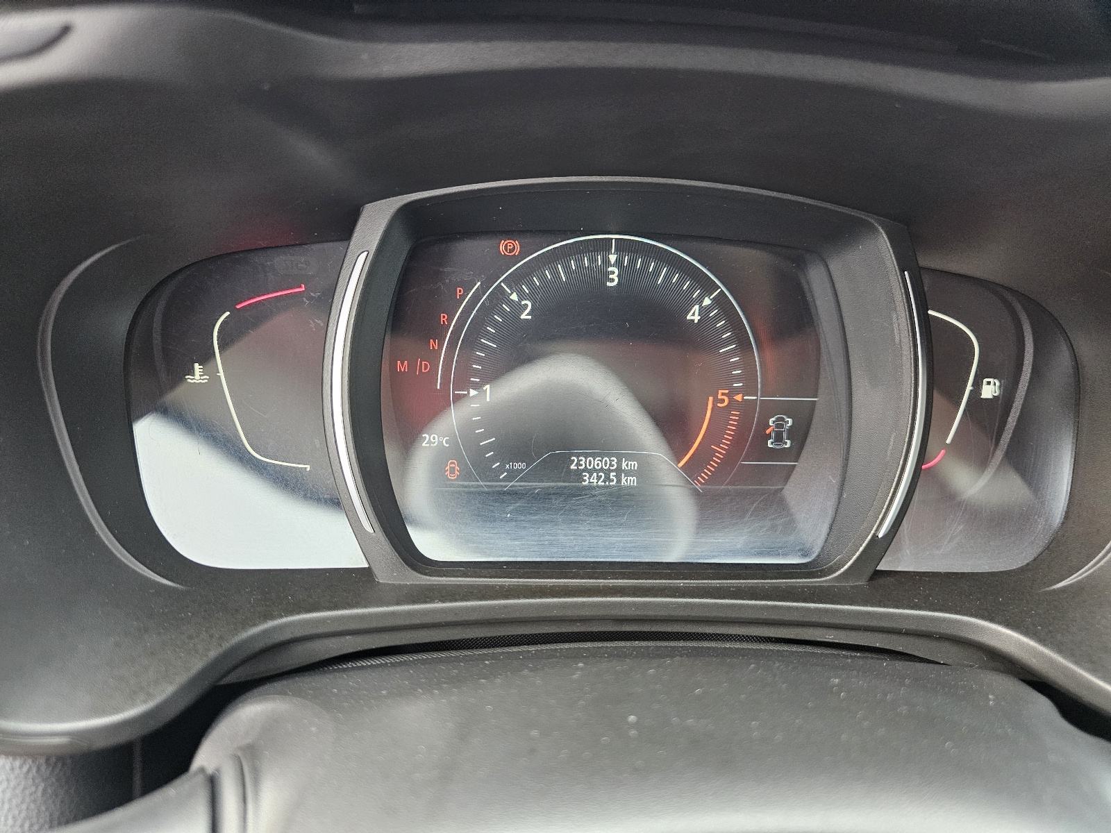 Renault Kadjar dCi EDC ***VELIKI-SERVIS***DVA-KLJUČA***BI-XENON***, fotografija 16