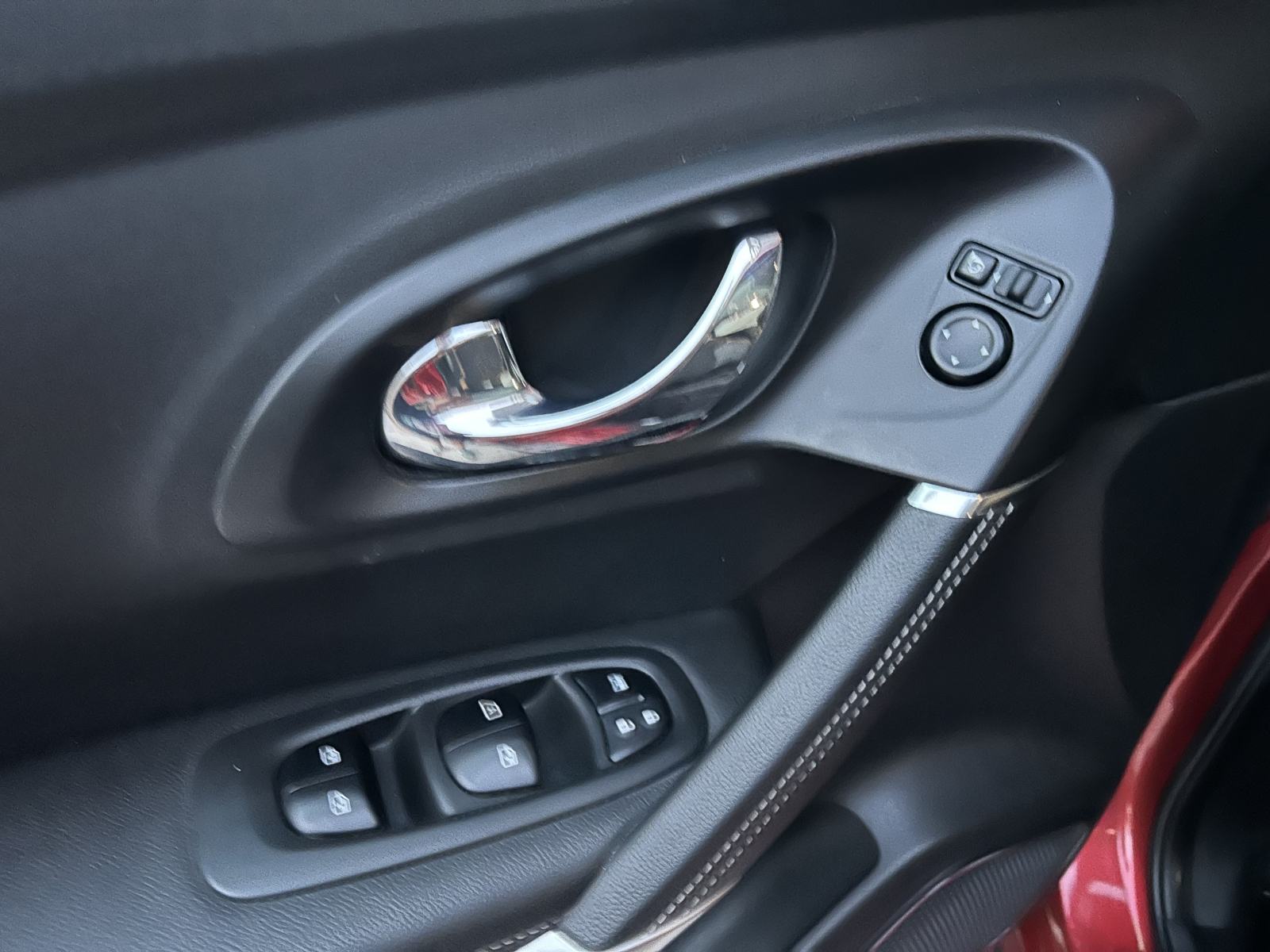Renault Kadjar TCe 130 | Bose | Pure Led | Panorama | Nav - reg.12/26, fotografija 17