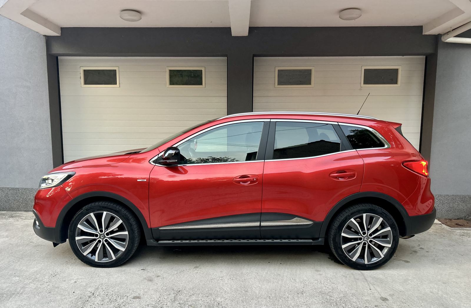 Renault Kadjar TCe 130 | Bose | Pure Led | Panorama | Nav - reg.12/26, fotografija 3