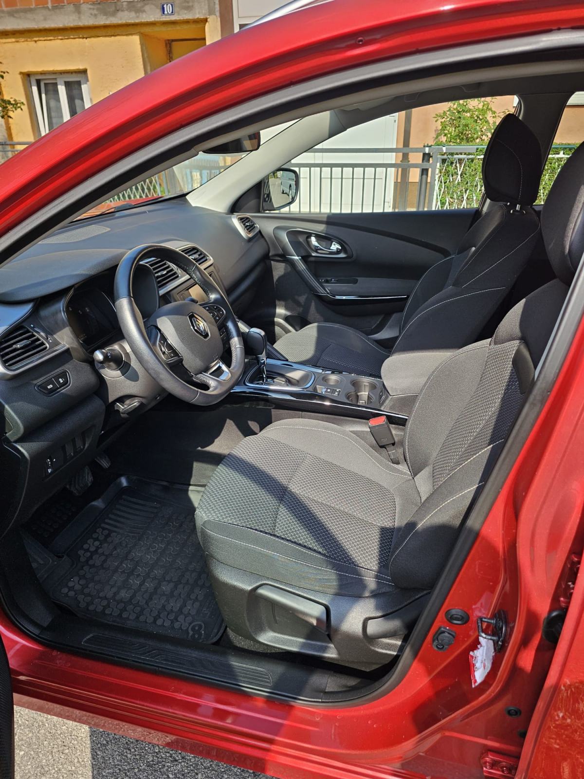 Renault Kadjar TCe 130 EDC automatik, fotografija 9